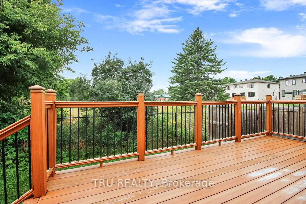 Photo 33 of 108 Villageview Private, Ottawa, Carp — HOMEH