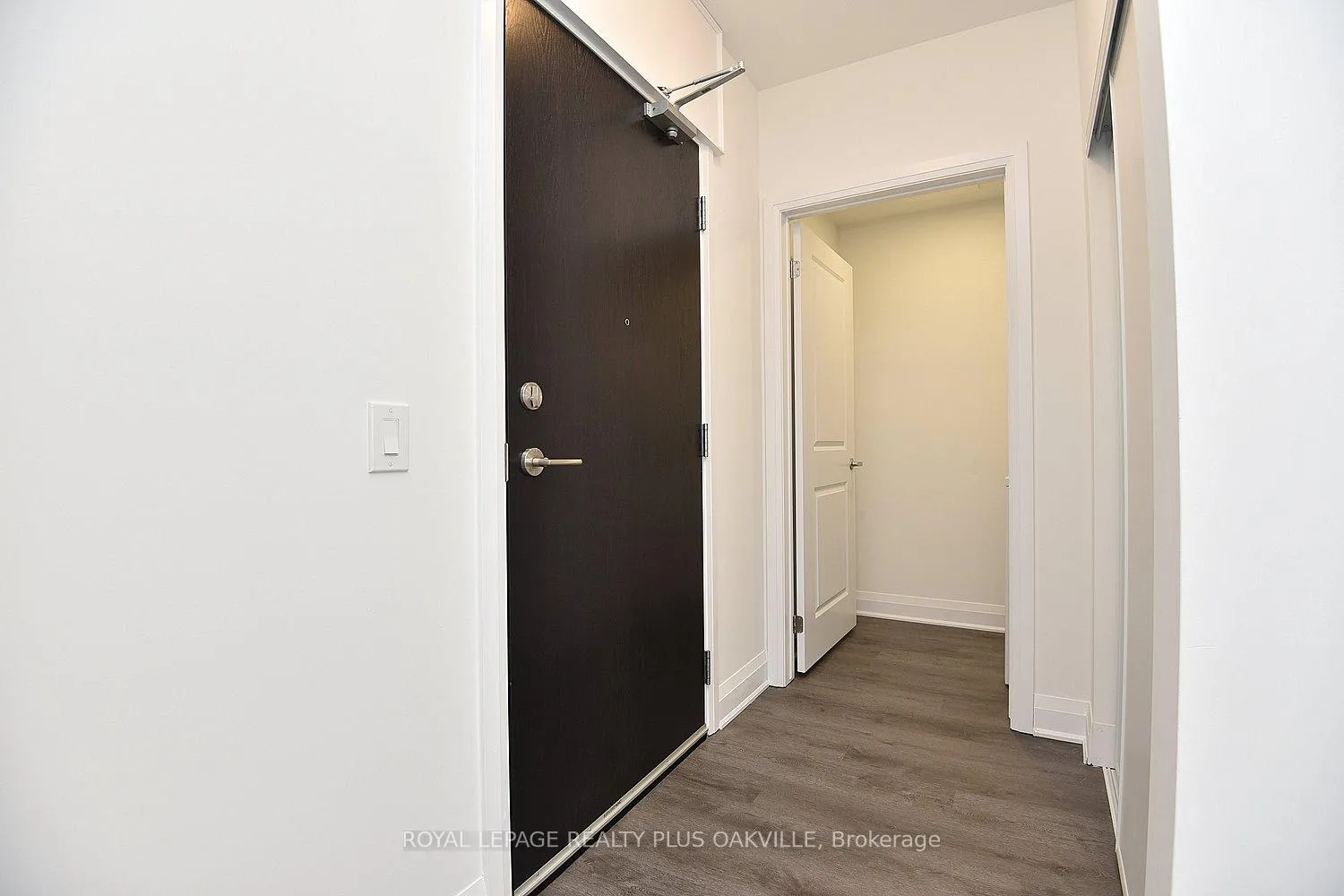 Photo 3 of Unit 510, 1936 Rymal Road E, Hamilton, Stoney Creek Mountain — HOMEH