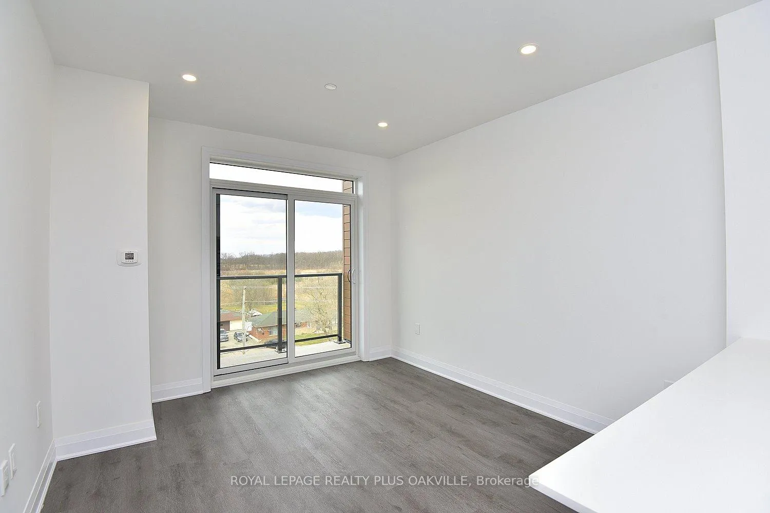 Photo 9 of Unit 510, 1936 Rymal Road E, Hamilton, Stoney Creek Mountain — HOMEH
