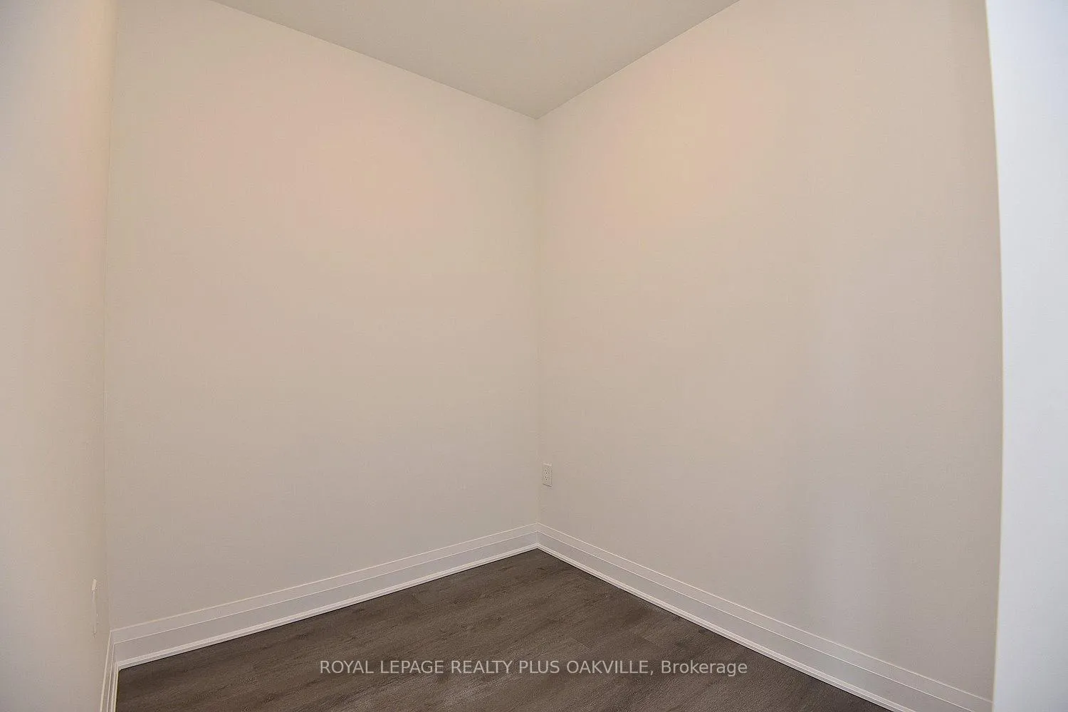 Photo 21 of Unit 510, 1936 Rymal Road E, Hamilton, Stoney Creek Mountain — HOMEH