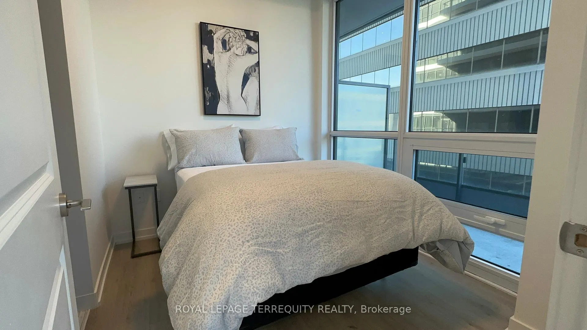 Photo 11 of Unit 1104, 395 Bloor Street E, Toronto, North St. James Town — HOMEH