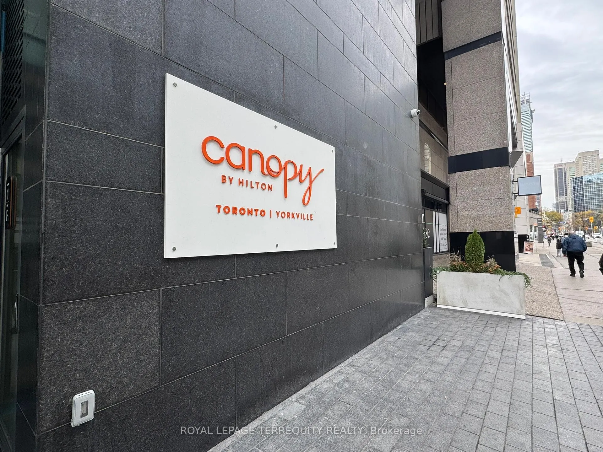 Photo 15 of Unit 1104, 395 Bloor Street E, Toronto, North St. James Town — HOMEH
