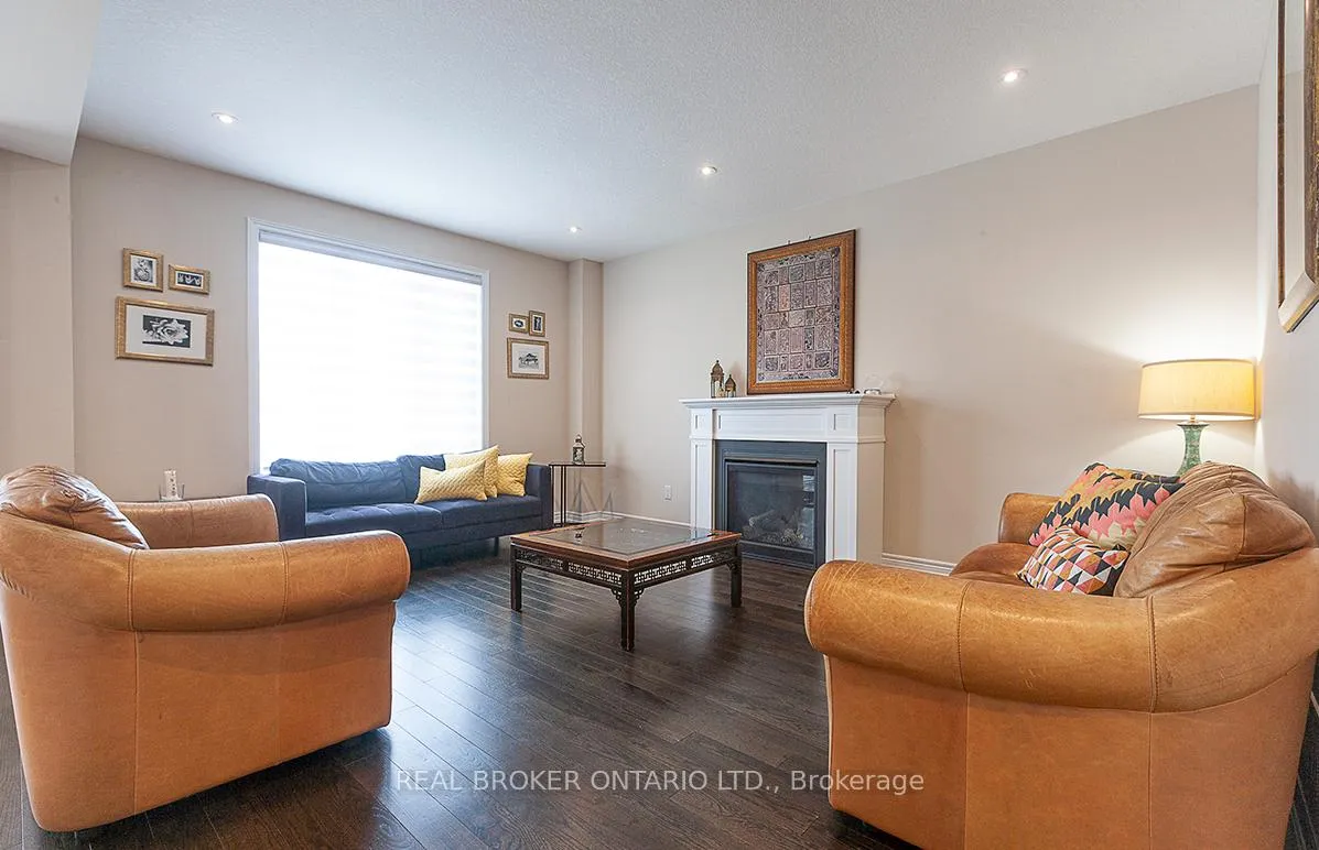 Photo 3 of 60 Morrison Drive, Hamilton, Meadowlands — HOMEH
