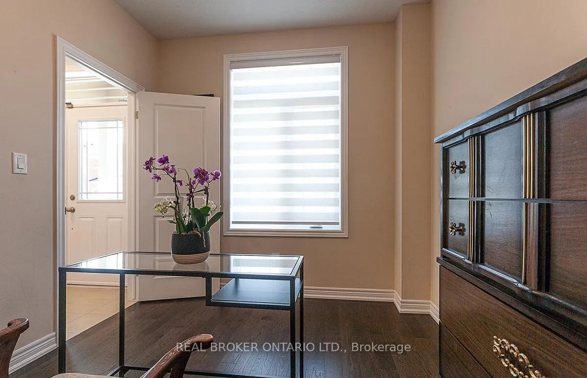 Photo 5 of 60 Morrison Drive, Hamilton, Meadowlands — HOMEH