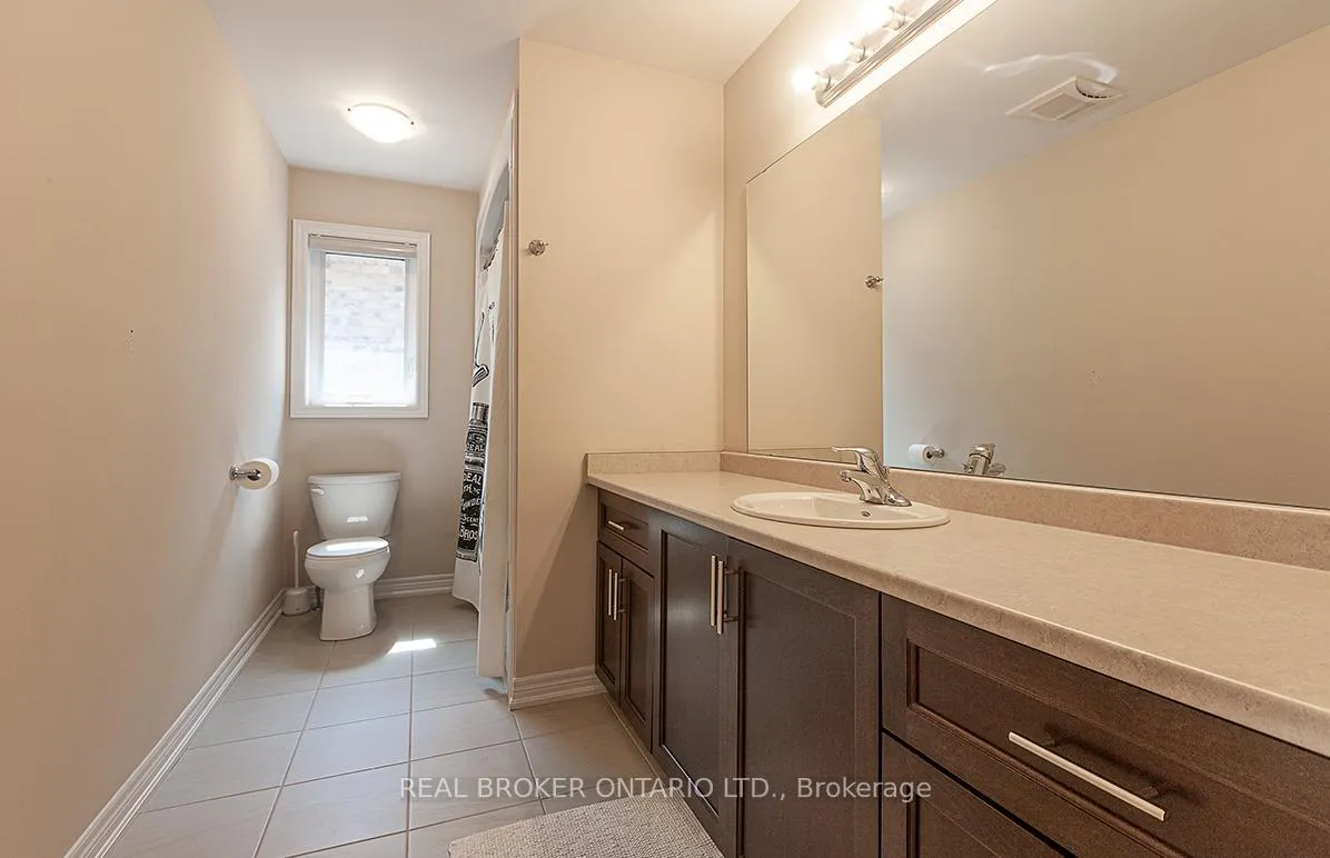 Photo 14 of 60 Morrison Drive, Hamilton, Meadowlands — HOMEH