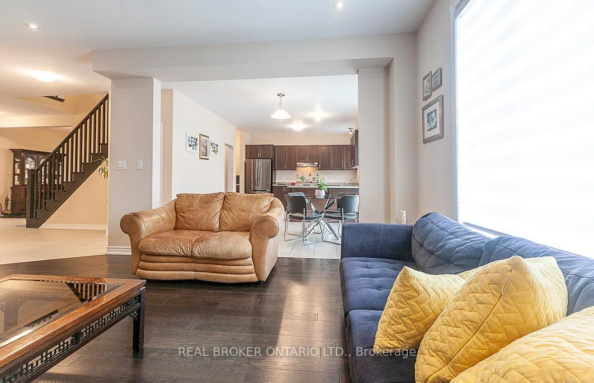 Photo 19 of 60 Morrison Drive, Hamilton, Meadowlands — HOMEH