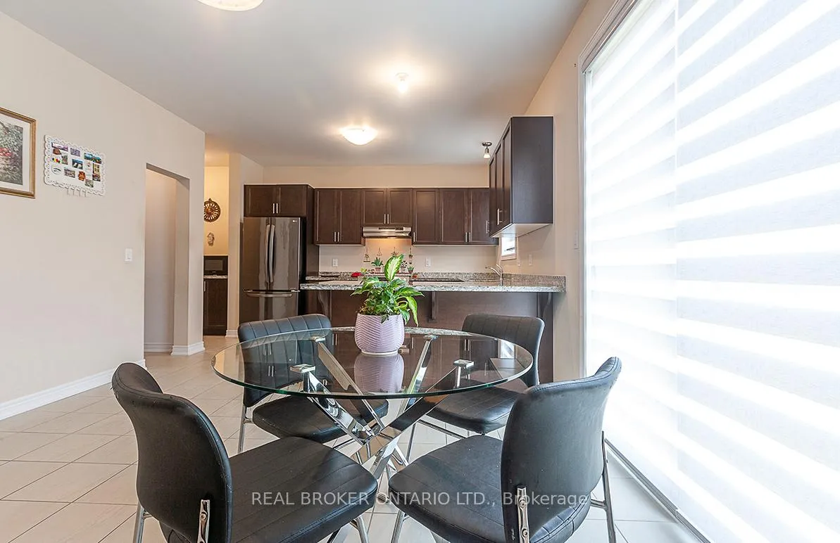Photo 23 of 60 Morrison Drive, Hamilton, Meadowlands — HOMEH
