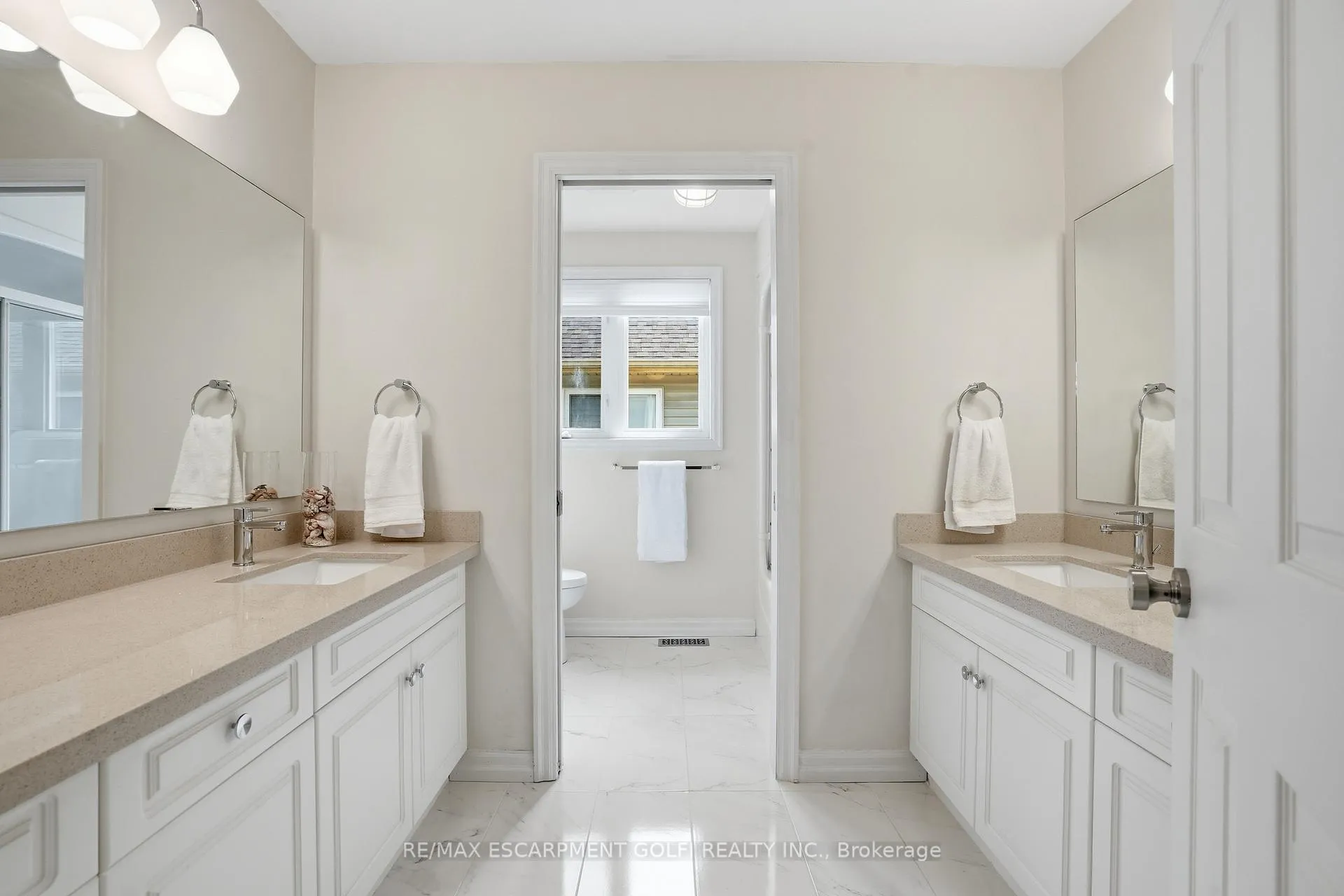 Photo 18 of 20 Timber Lane, St. Catharines, Lakeport — HOMEH