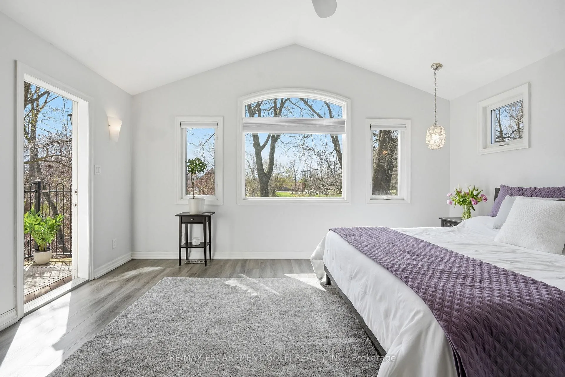 Photo 21 of 20 Timber Lane, St. Catharines, Lakeport — HOMEH