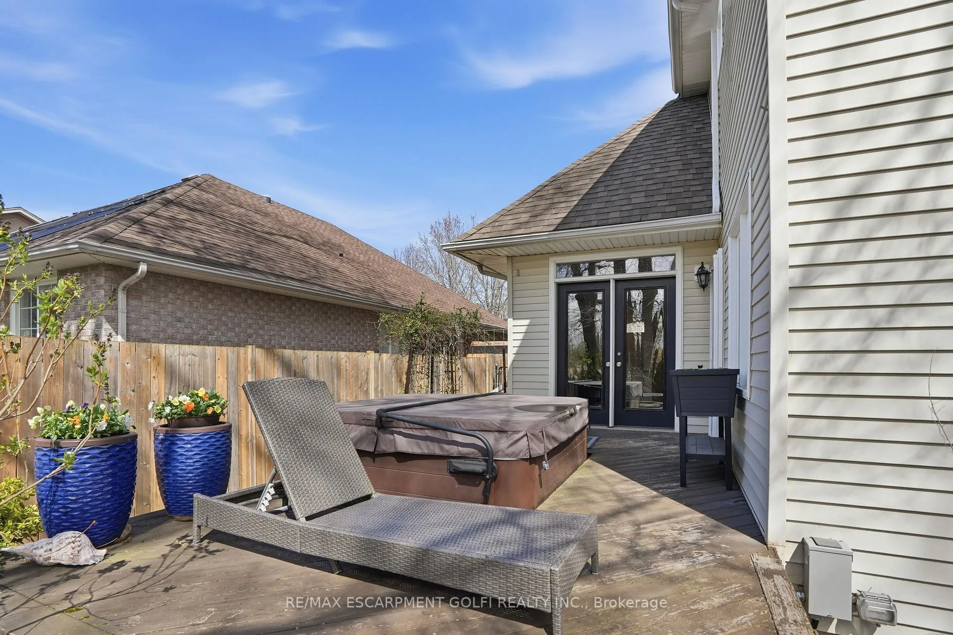 Photo 31 of 20 Timber Lane, St. Catharines, Lakeport — HOMEH