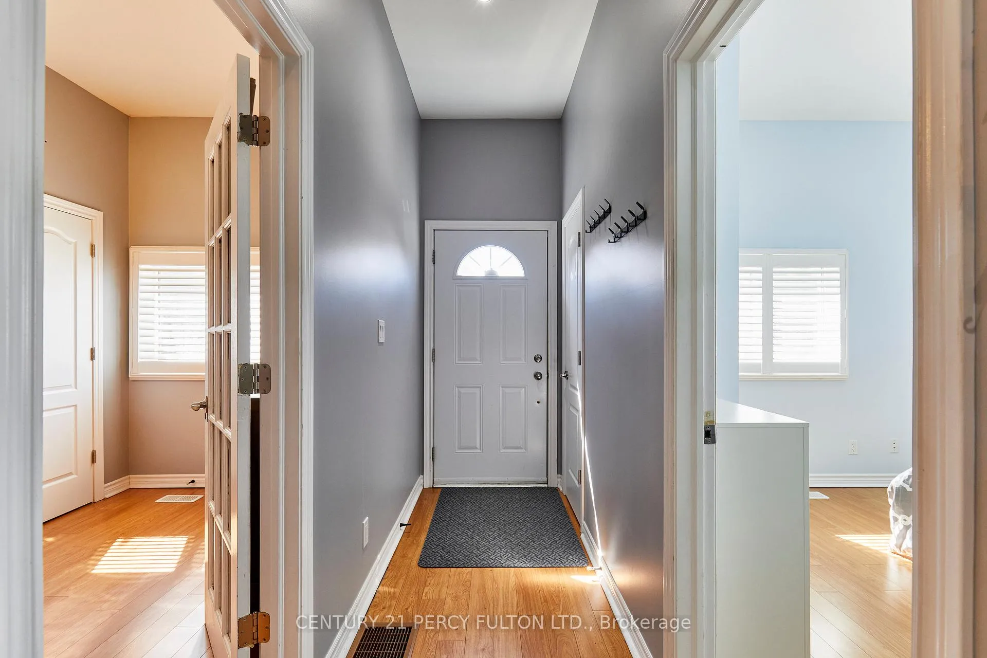 Photo 3 of 297 Celina Street, Oshawa, Central — HOMEH
