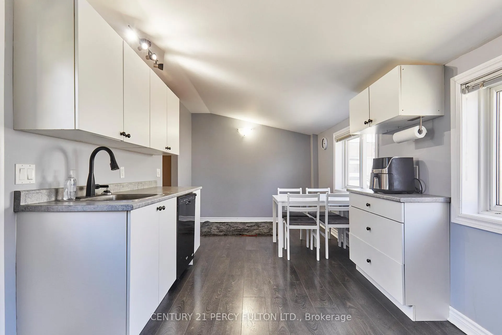 Photo 9 of 297 Celina Street, Oshawa, Central — HOMEH