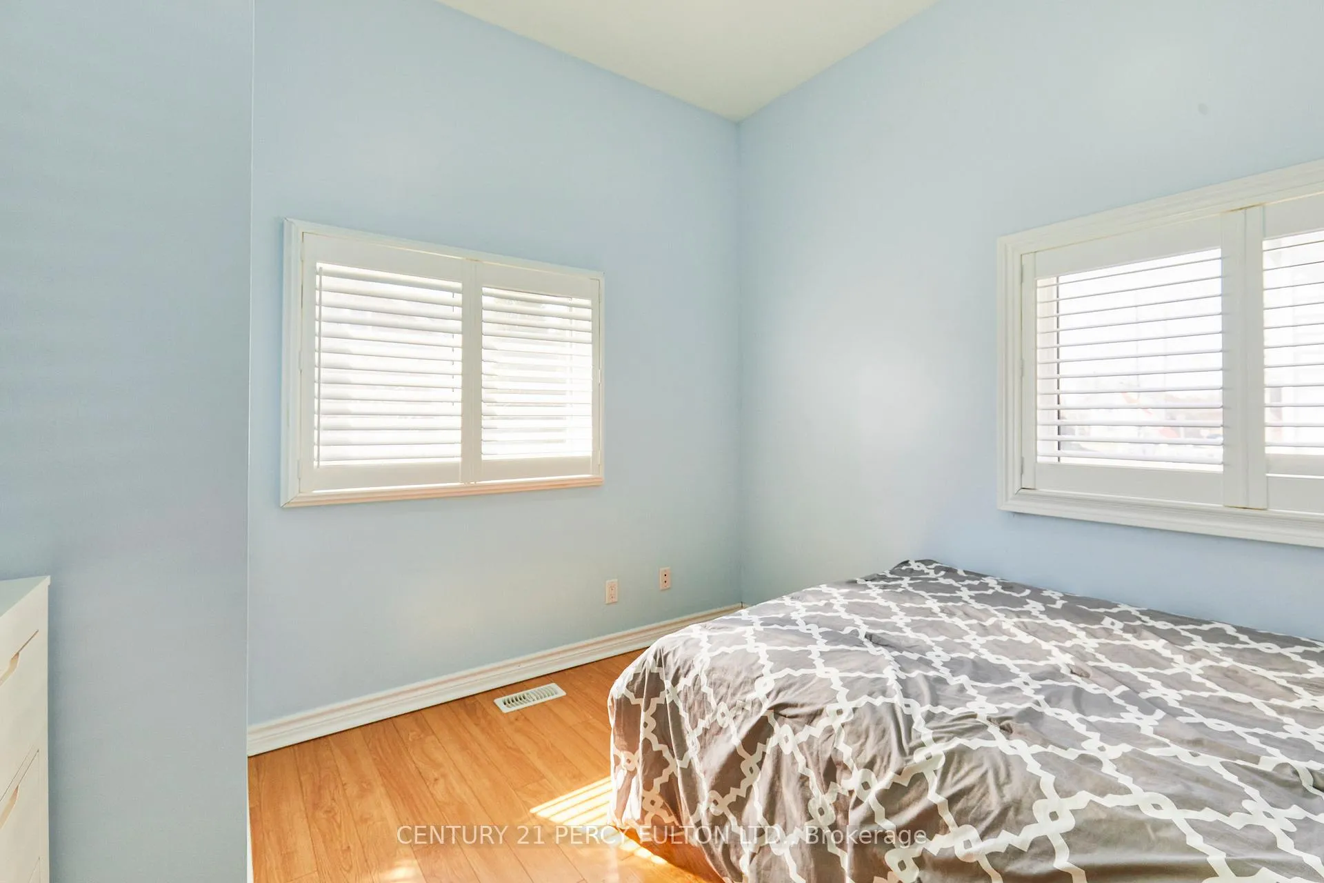 Photo 15 of 297 Celina Street, Oshawa, Central — HOMEH