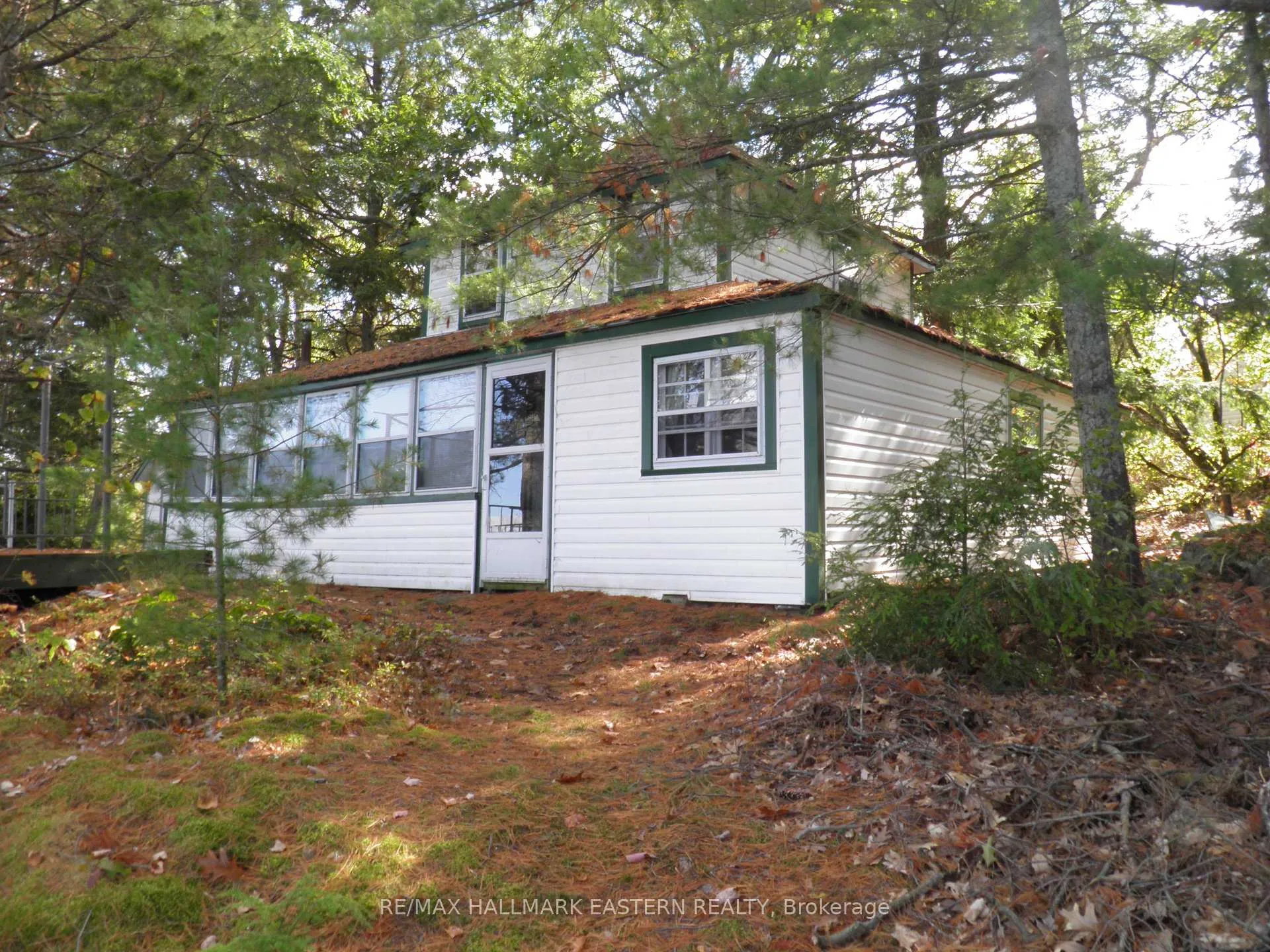 Photo 2 of 1420 Island 76, North Kawartha — HOMEH