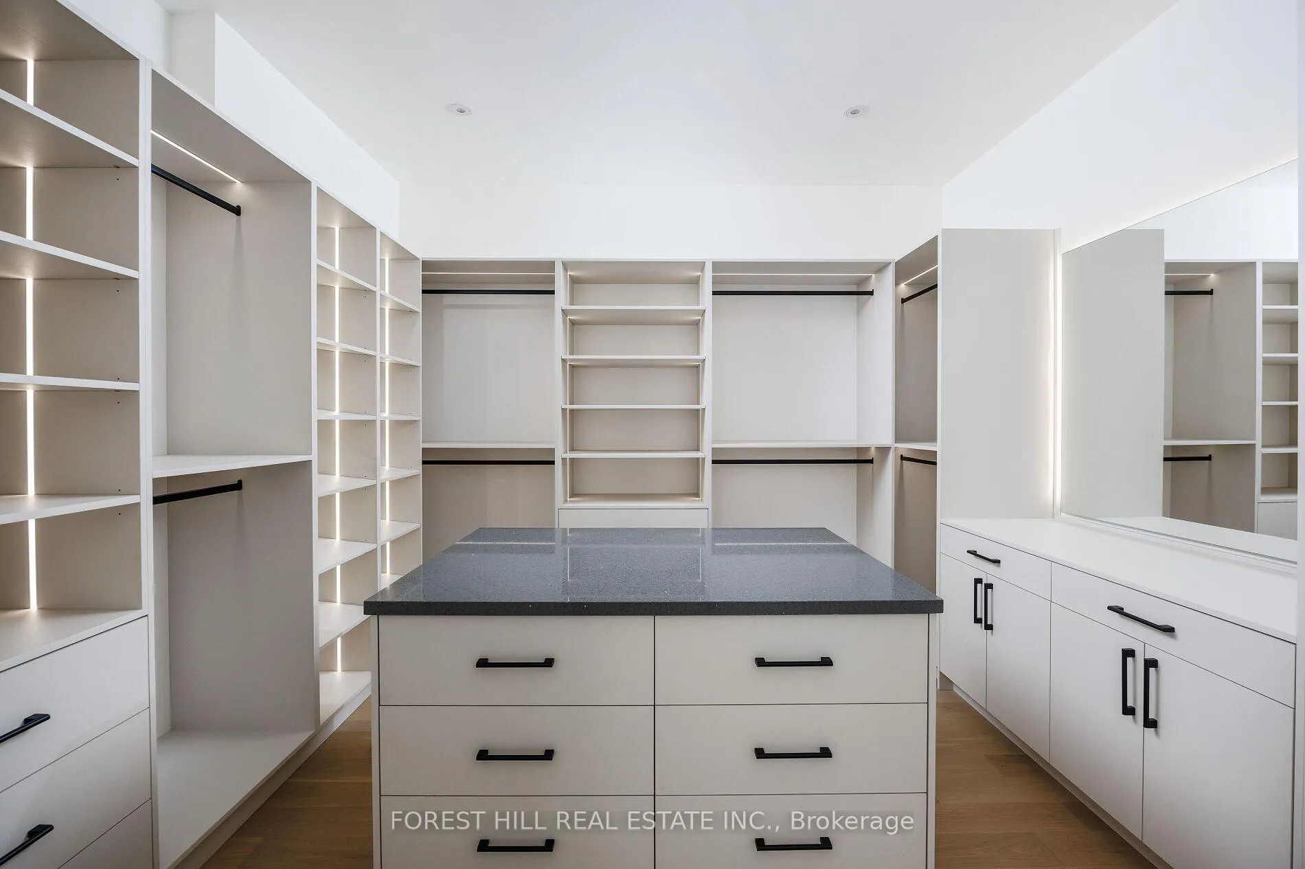 Photo 14 of 170 Ranee Avenue, Toronto, Englemount-Lawrence — HOMEH