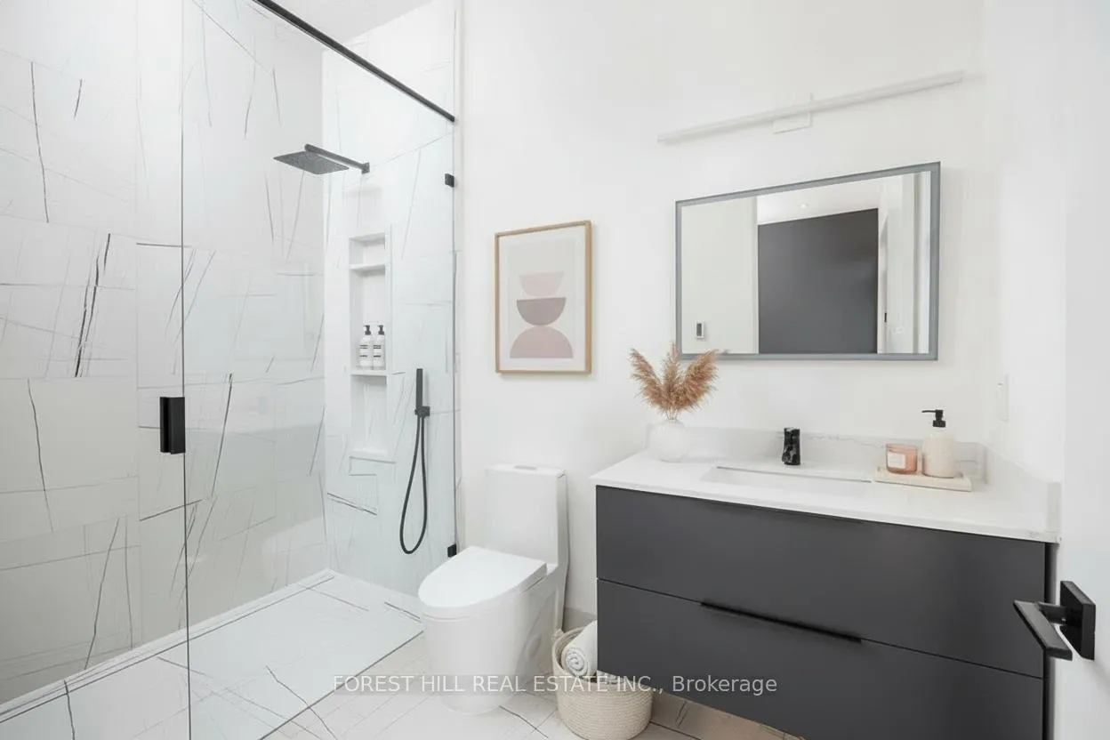 Photo 16 of 170 Ranee Avenue, Toronto, Englemount-Lawrence — HOMEH