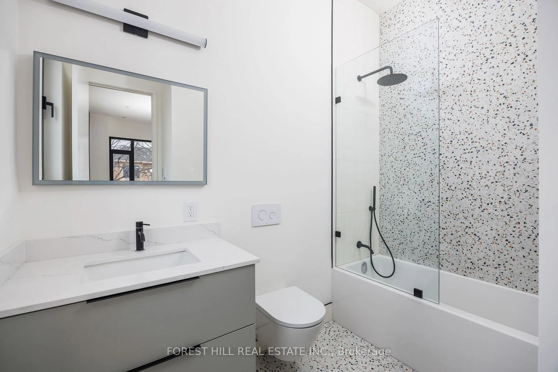Photo 20 of 170 Ranee Avenue, Toronto, Englemount-Lawrence — HOMEH