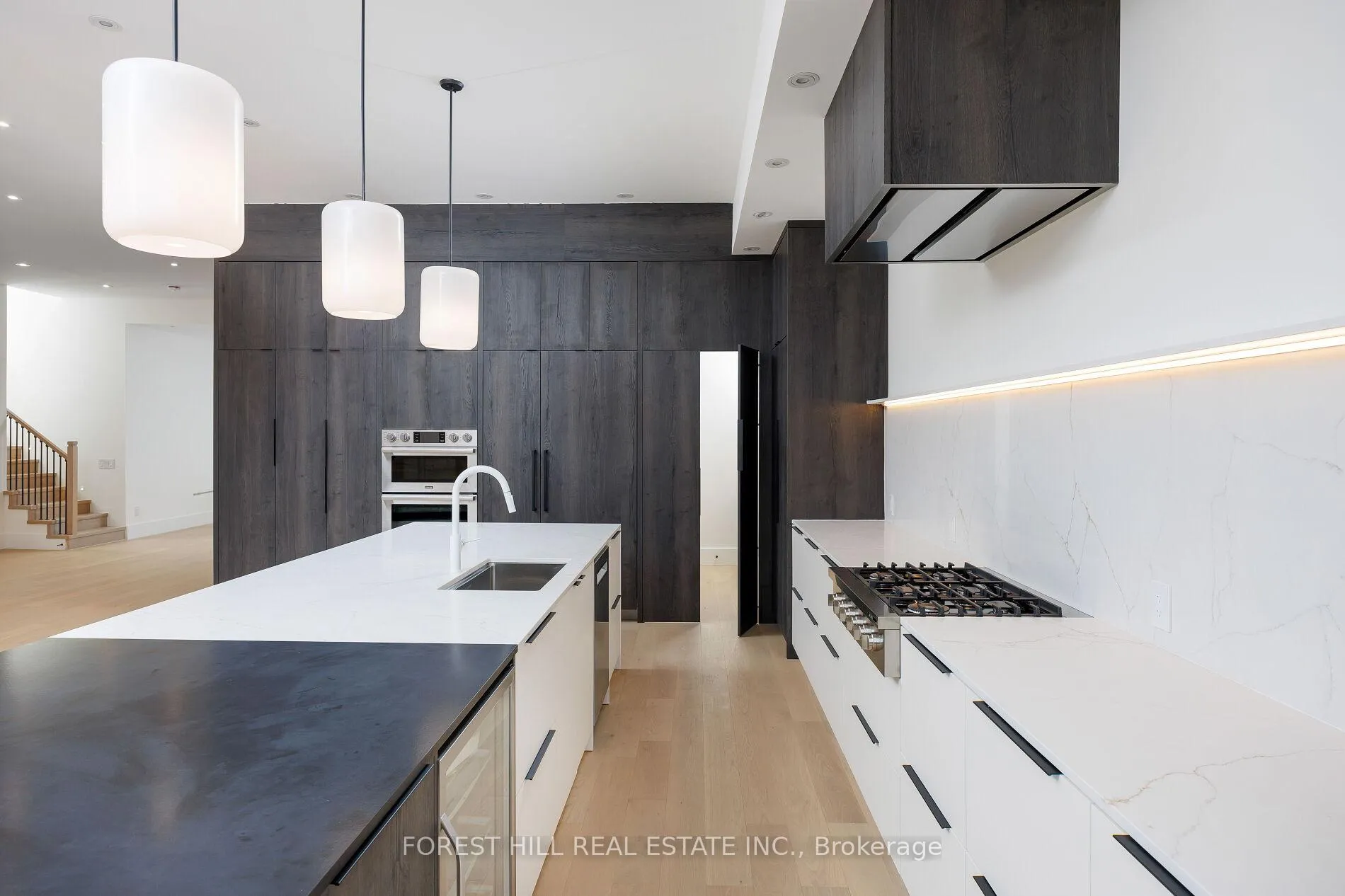 Photo 27 of 170 Ranee Avenue, Toronto, Englemount-Lawrence — HOMEH