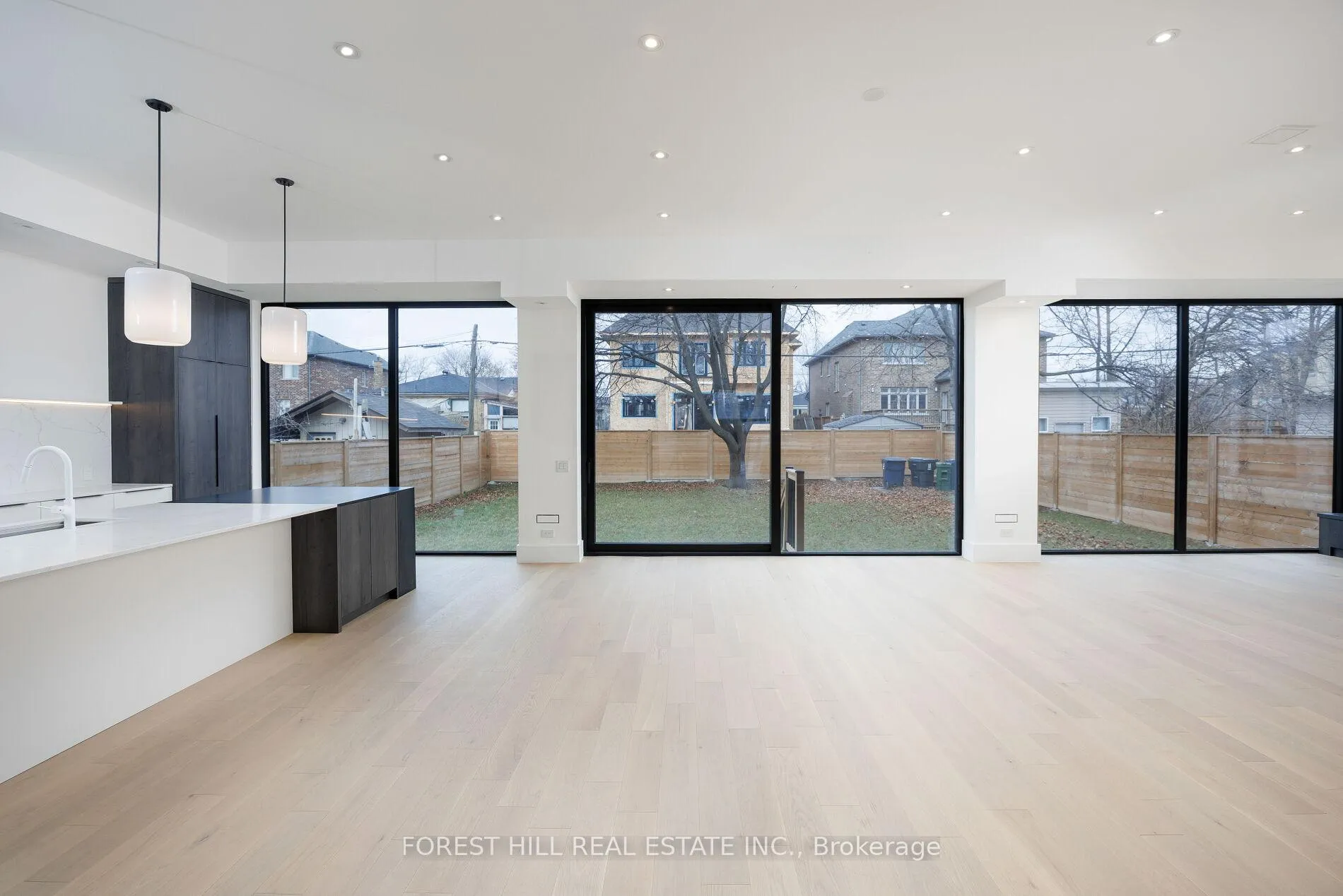 Photo 30 of 170 Ranee Avenue, Toronto, Englemount-Lawrence — HOMEH