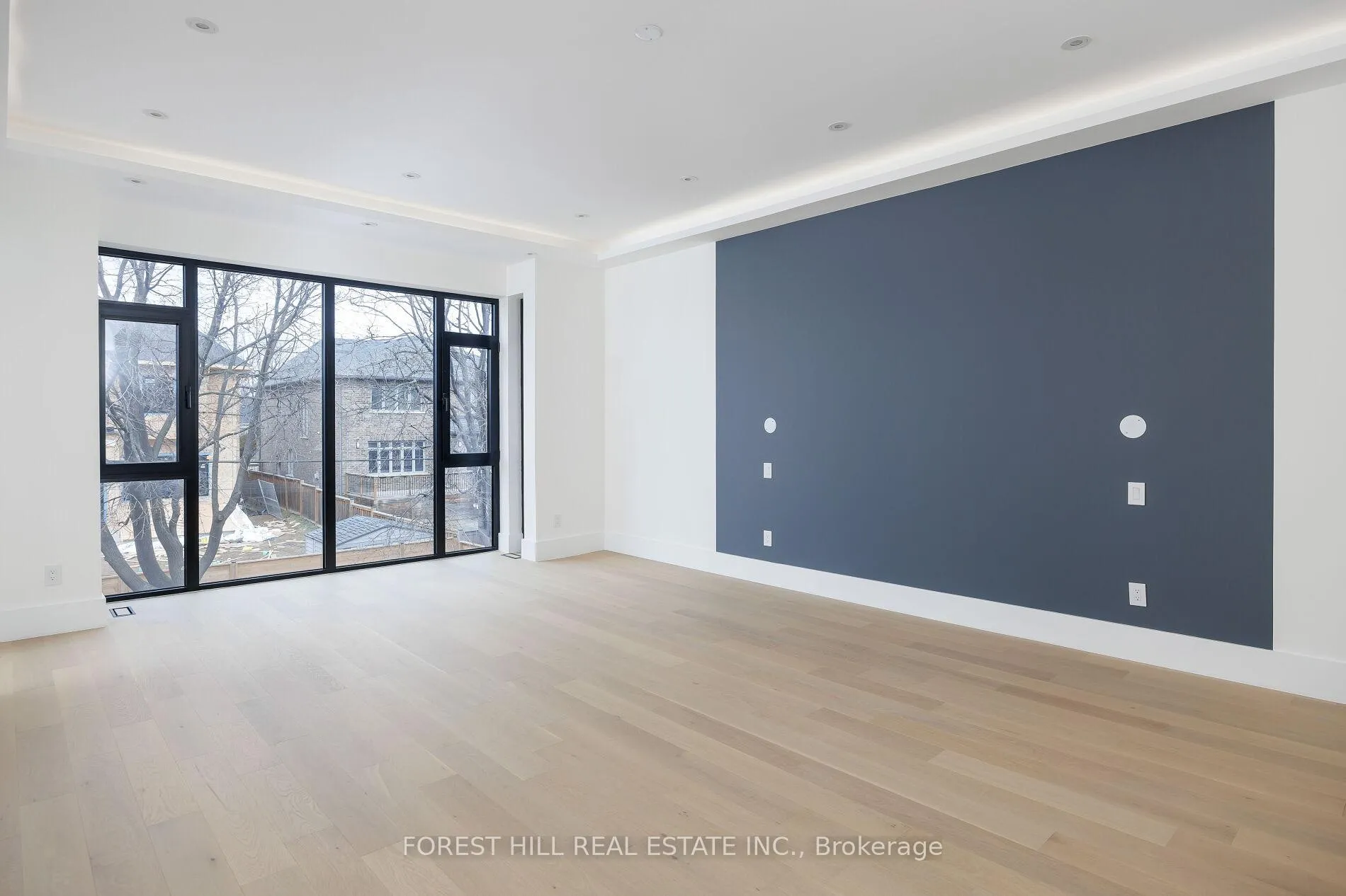 Photo 33 of 170 Ranee Avenue, Toronto, Englemount-Lawrence — HOMEH
