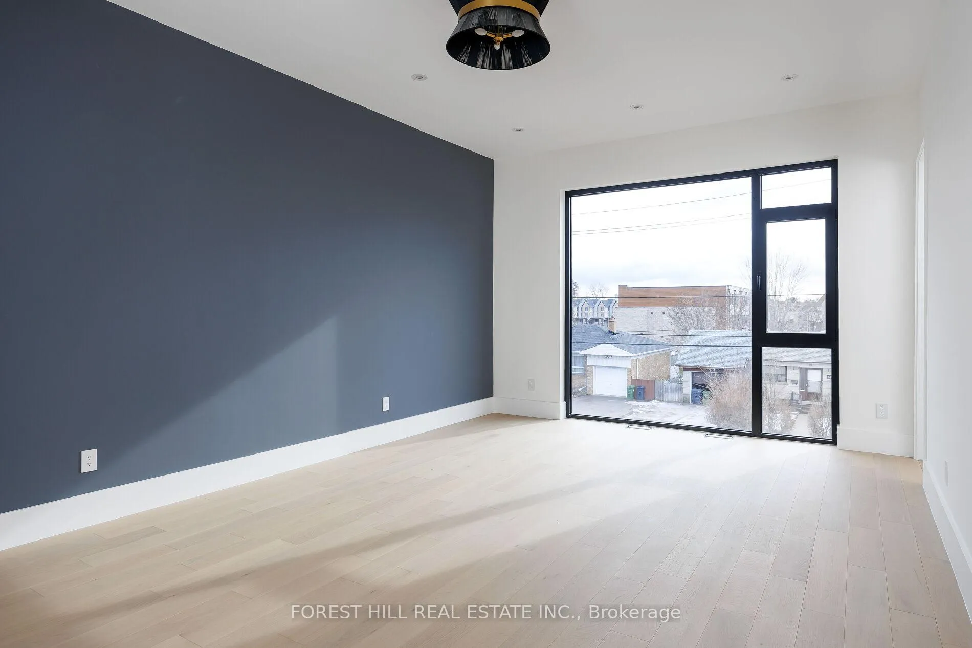 Photo 35 of 170 Ranee Avenue, Toronto, Englemount-Lawrence — HOMEH