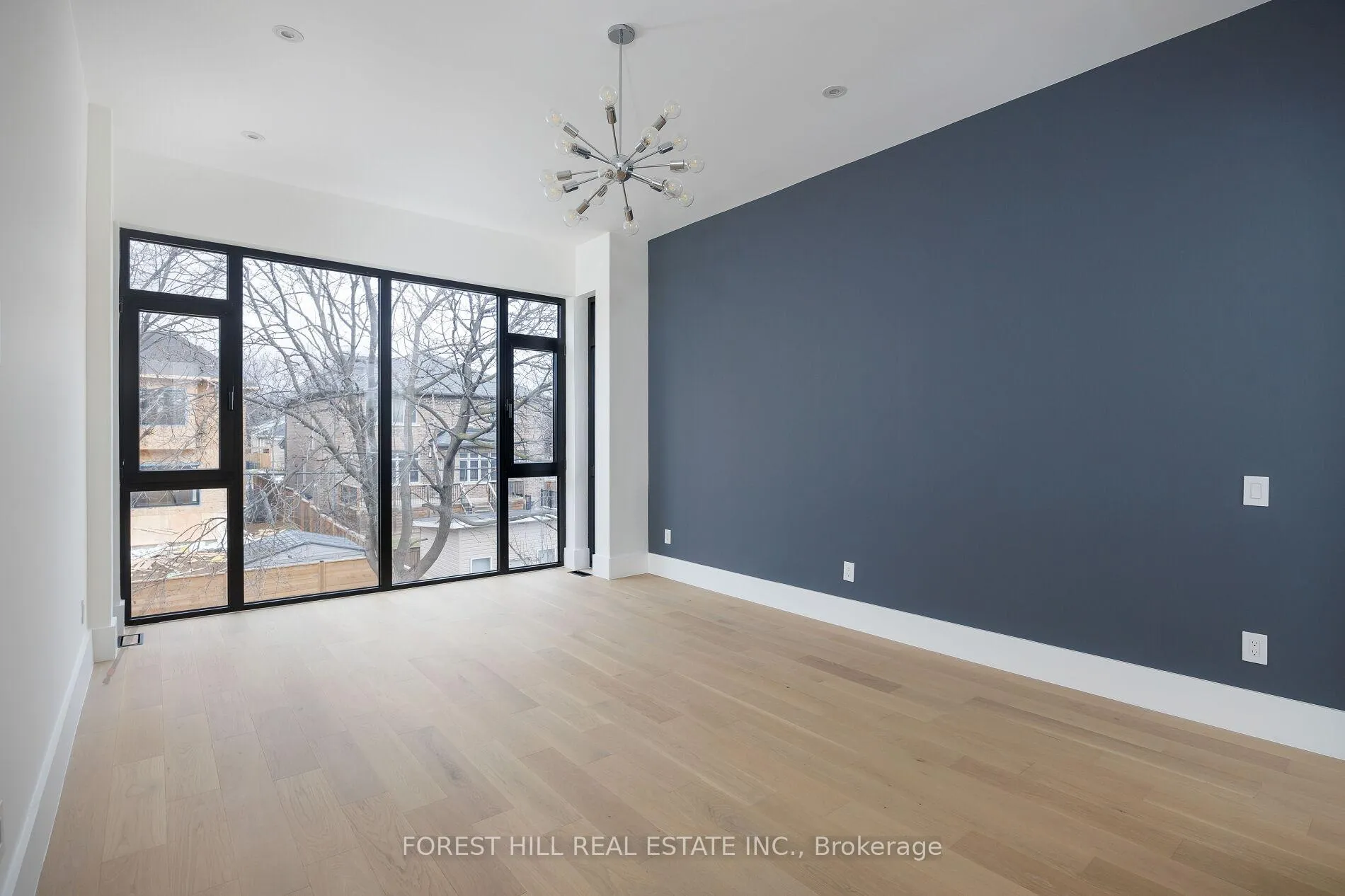 Photo 36 of 170 Ranee Avenue, Toronto, Englemount-Lawrence — HOMEH