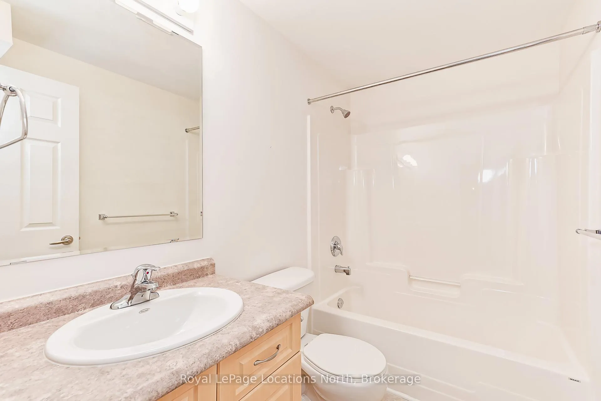 Photo 30 of 31 Alyssa Drive, Collingwood — HOMEH