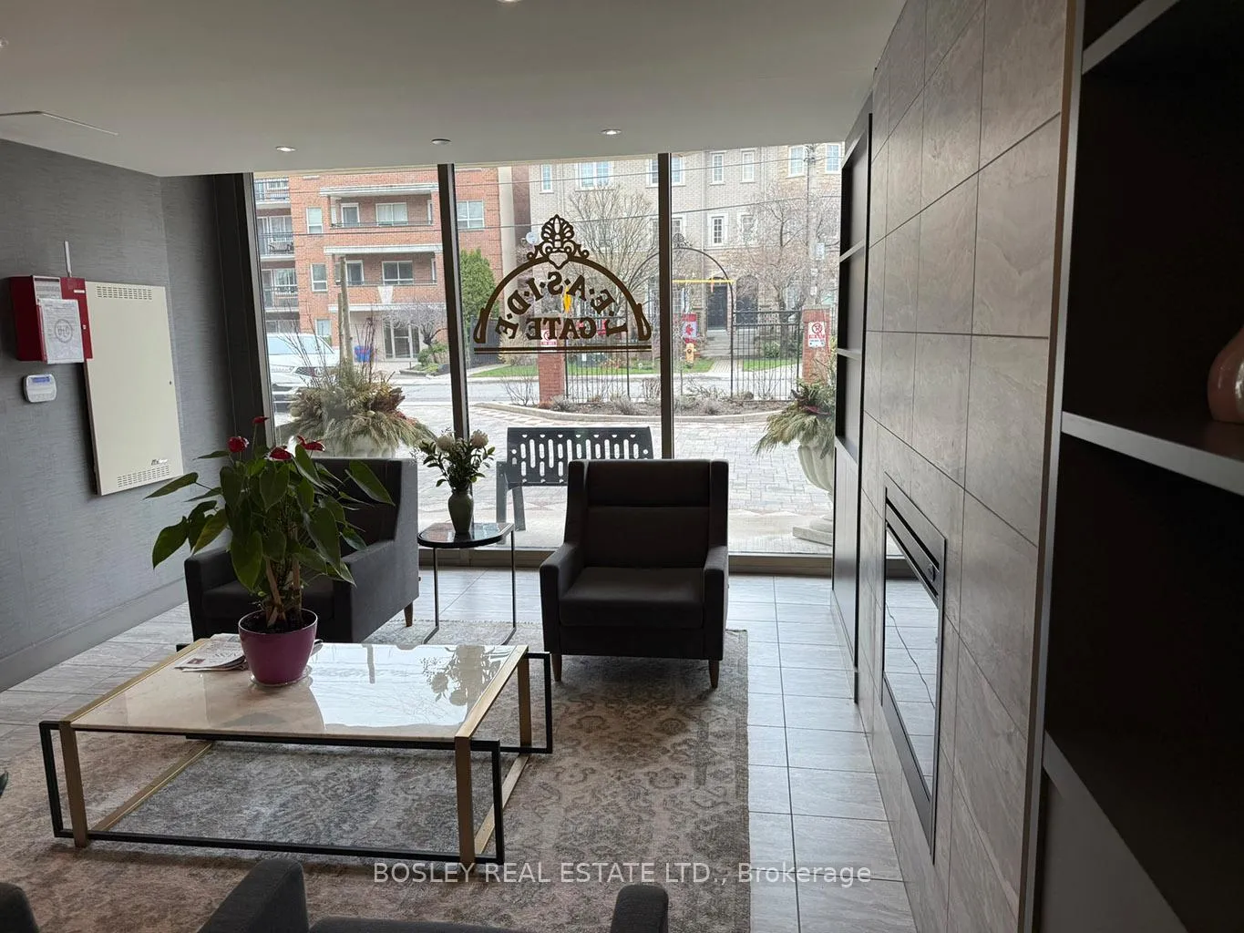 Photo 3 of Unit 513, 955 Millwood Road, Toronto, Leaside — HOMEH