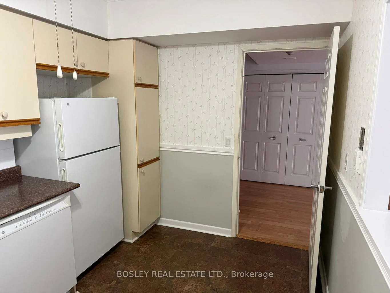 Photo 16 of Unit 513, 955 Millwood Road, Toronto, Leaside — HOMEH
