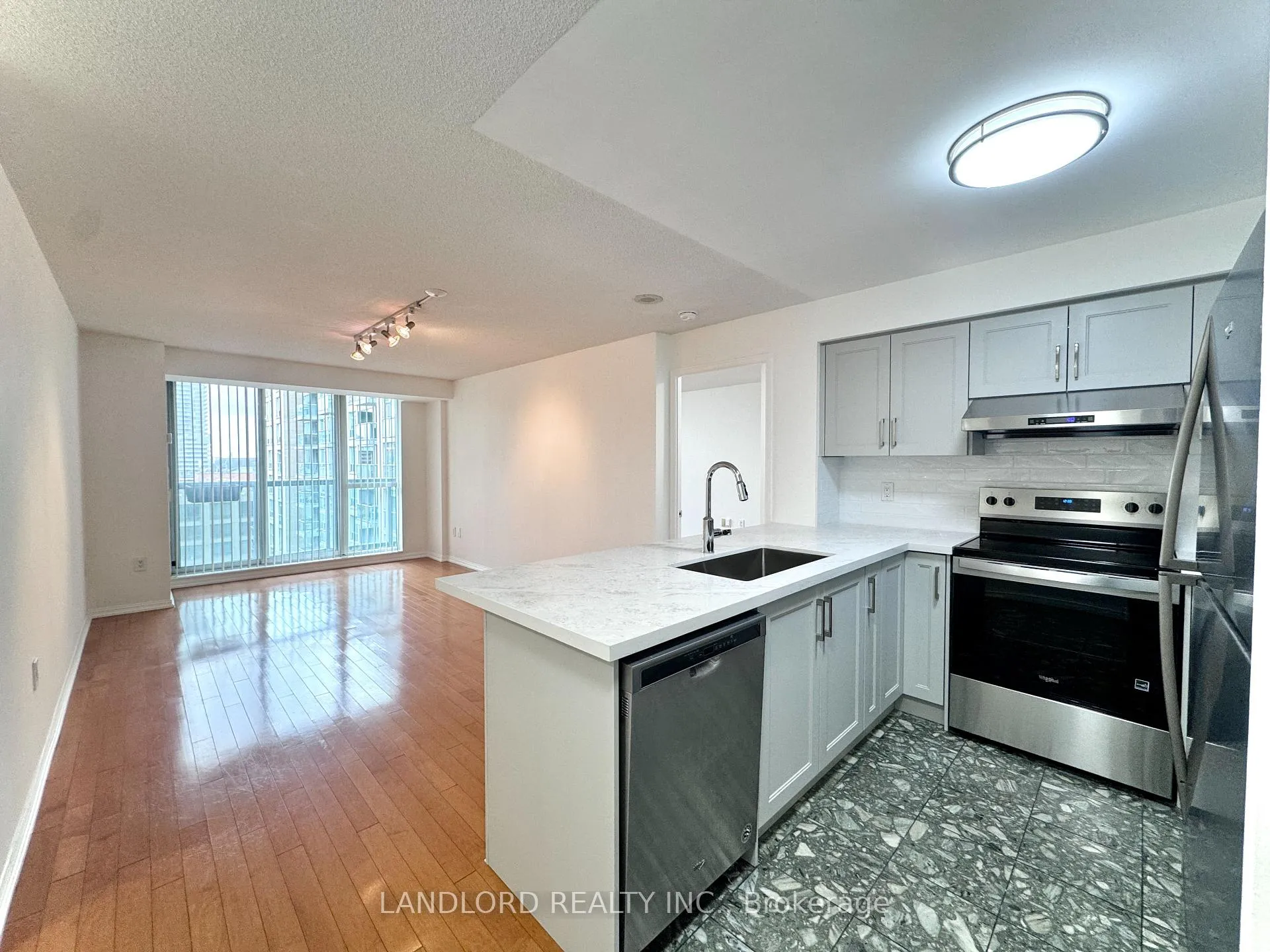 Photo 1 of Unit 911, 109 Front Street E, Toronto, Moss Park — HOMEH
