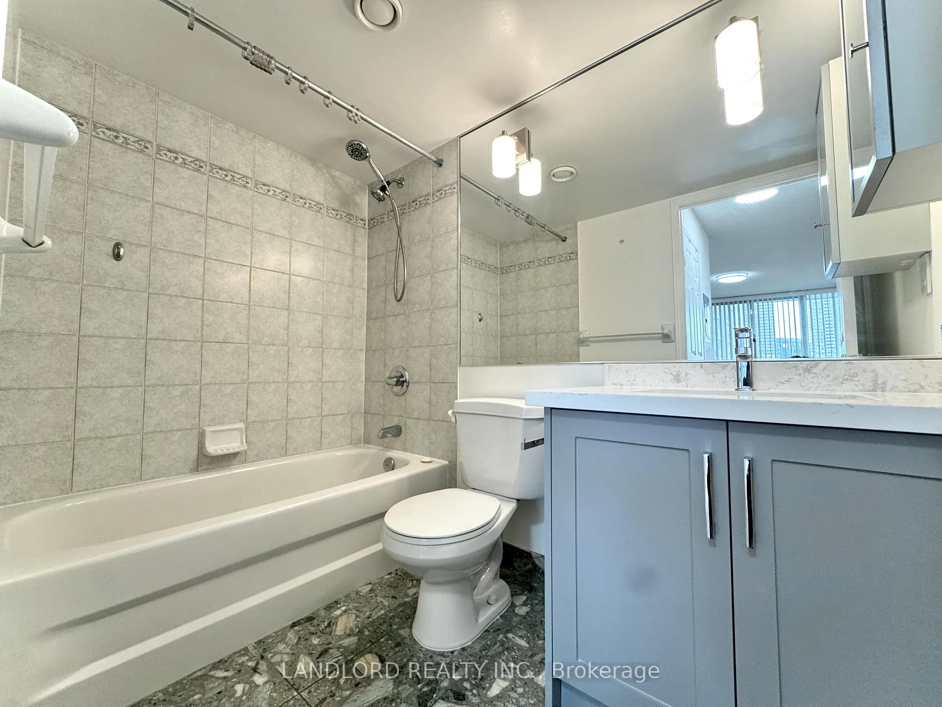 Photo 12 of Unit 911, 109 Front Street E, Toronto, Moss Park — HOMEH