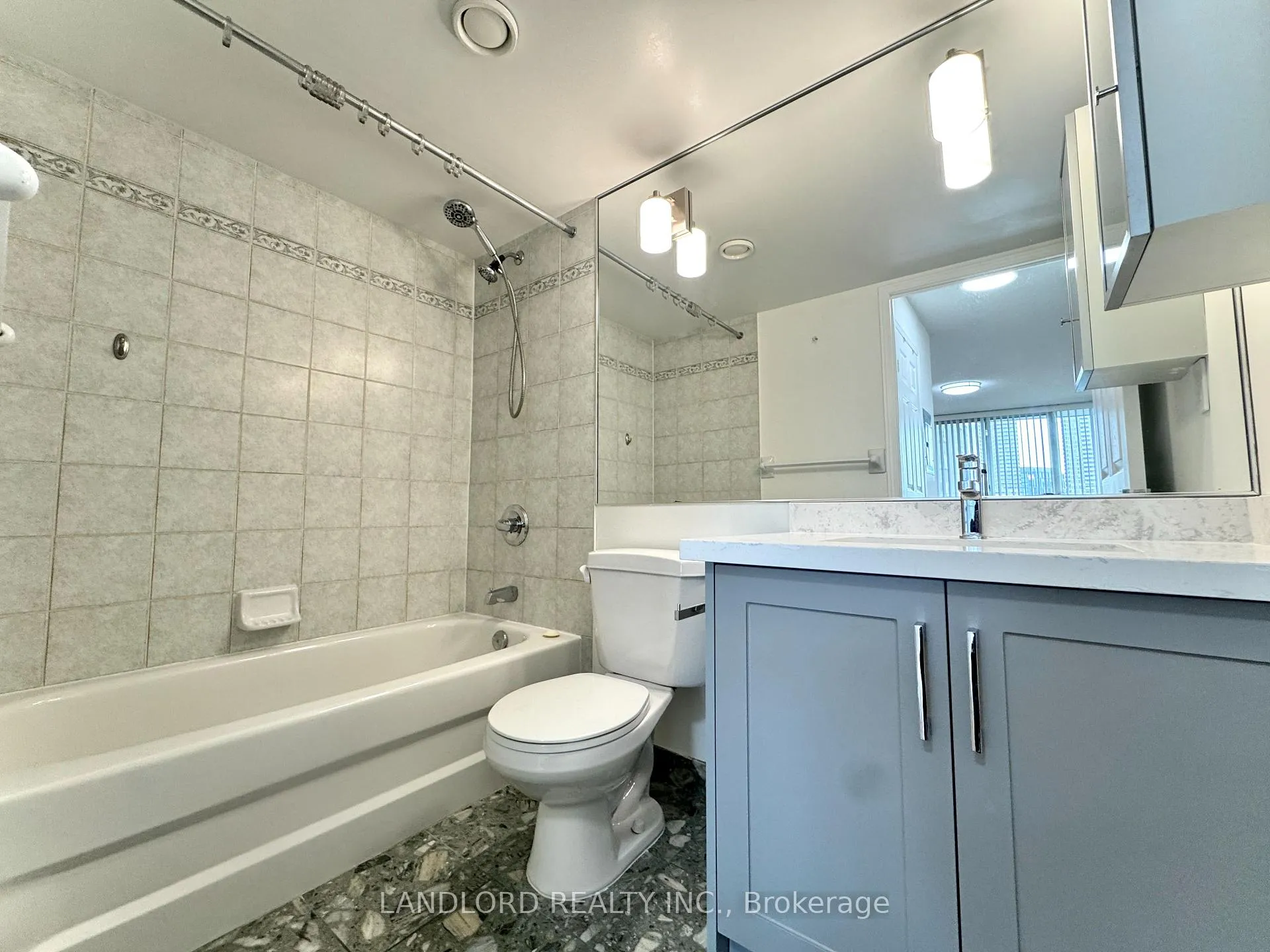 Photo 13 of Unit 911, 109 Front Street E, Toronto, Moss Park — HOMEH