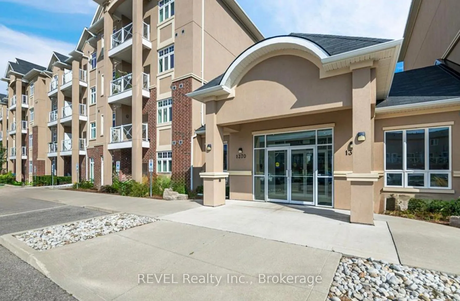 Front of Unit 311, 1370 Costigan Road