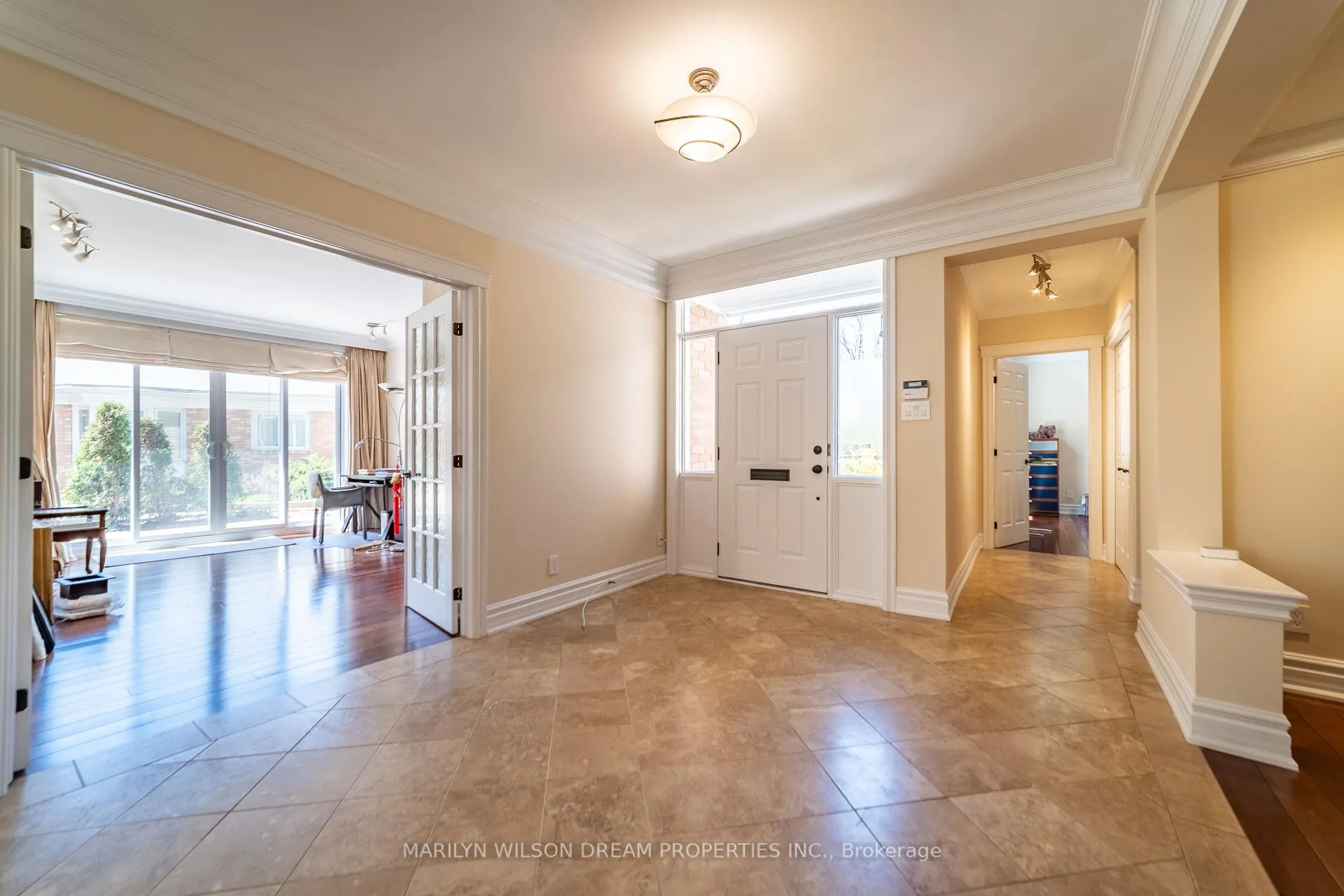 Photo 2 of Unit 7, 65 Whitemarl Drive, Ottawa, Rockcliffe — HOMEH