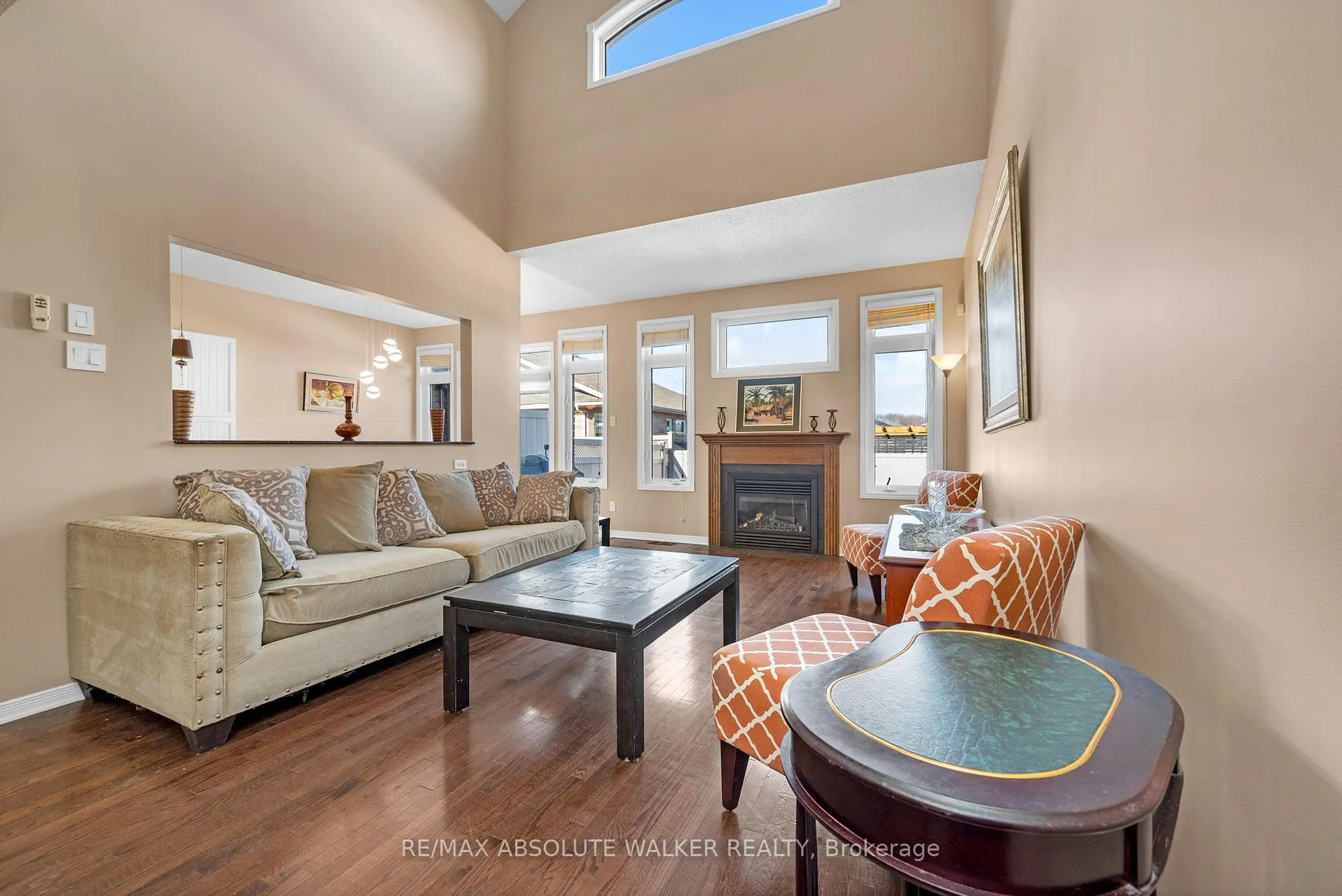 Photo 3 of 1024 Marconi Avenue, Ottawa, Kanata - Morgan's Grant/South March — HOMEH
