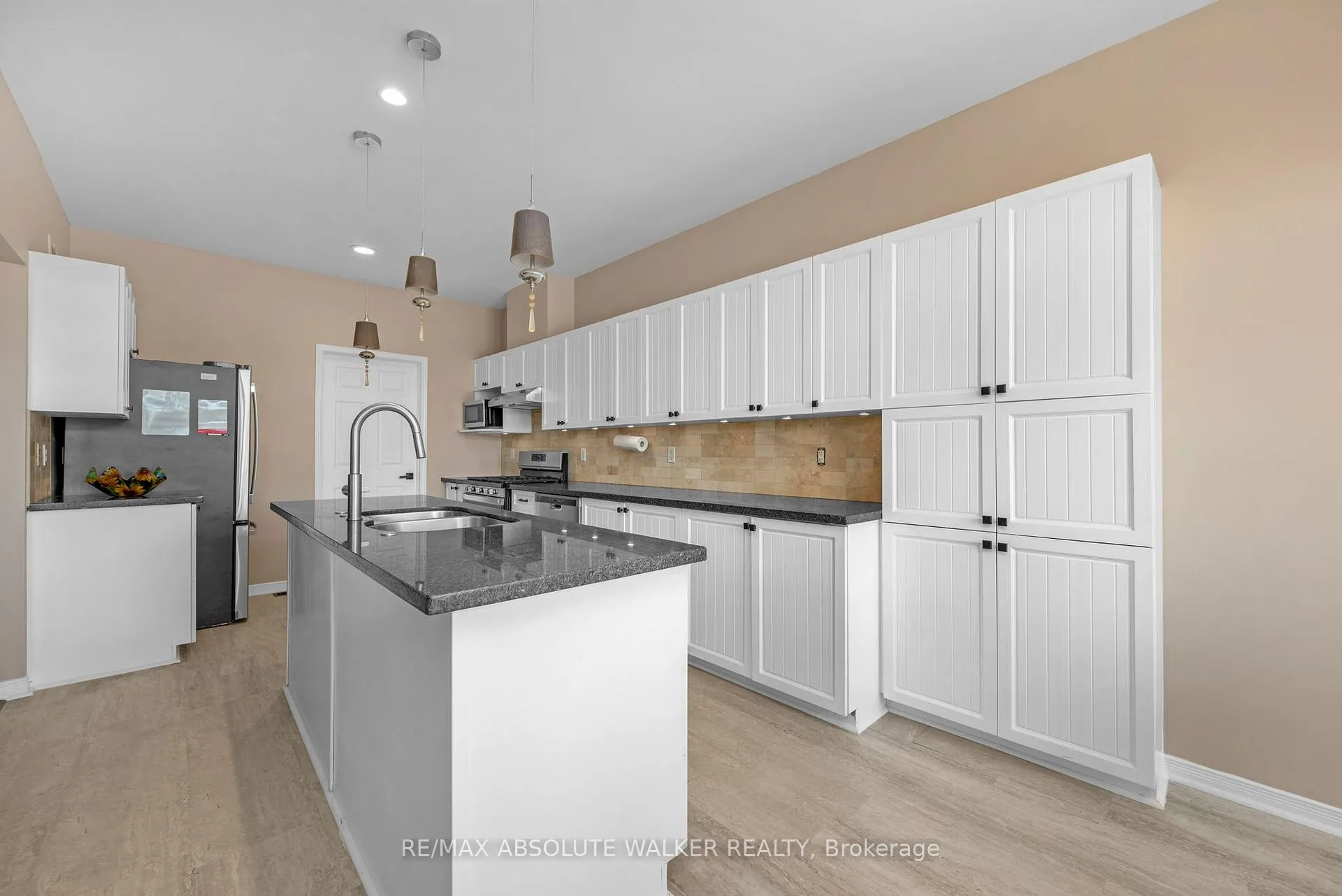 Photo 7 of 1024 Marconi Avenue, Ottawa, Kanata - Morgan's Grant/South March — HOMEH