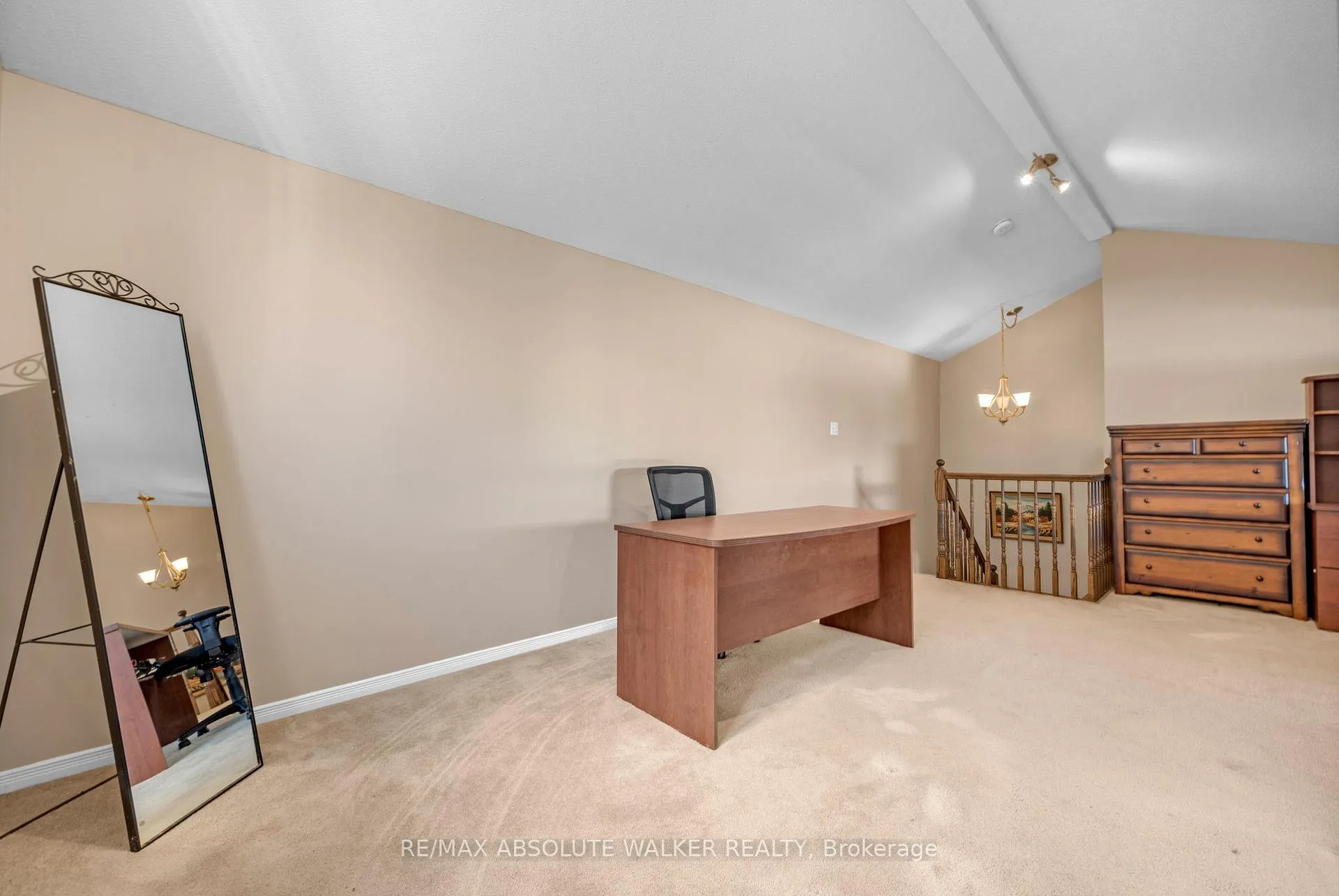 Photo 20 of 1024 Marconi Avenue, Ottawa, Kanata - Morgan's Grant/South March — HOMEH