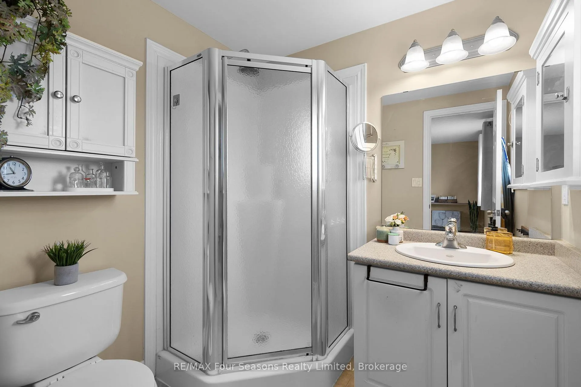 Photo 20 of Unit 13, 305 Briarmeadow Drive, Kitchener — HOMEH