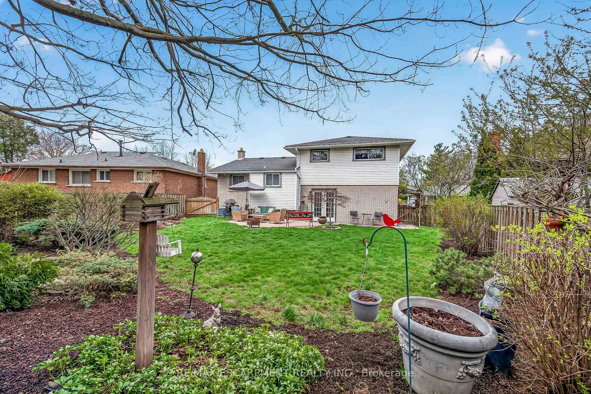 Photo 42 of 210 Columbia Drive, Hamilton, Buchanan — HOMEH