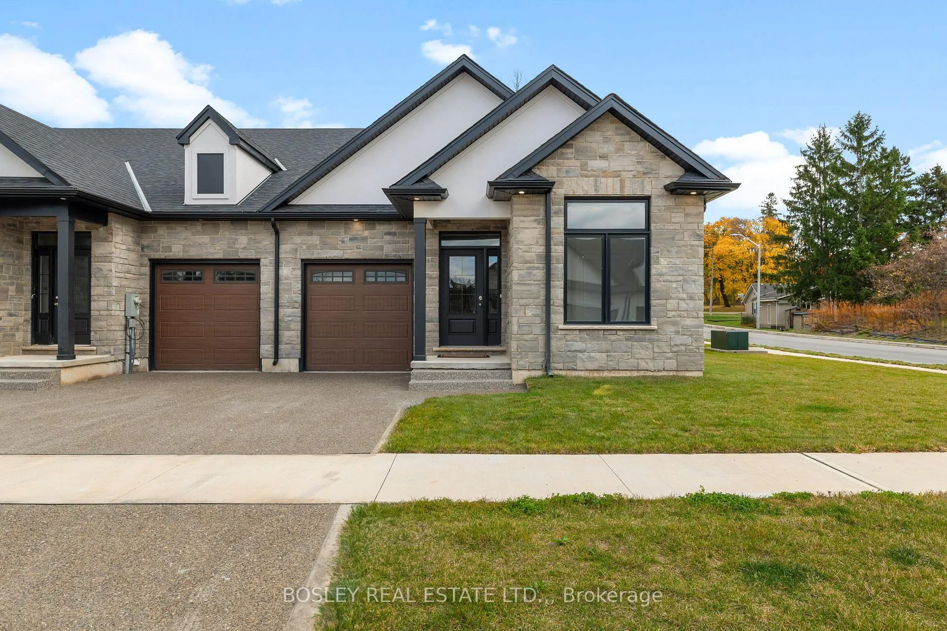 Photo of 512 Royal Ridge Drive