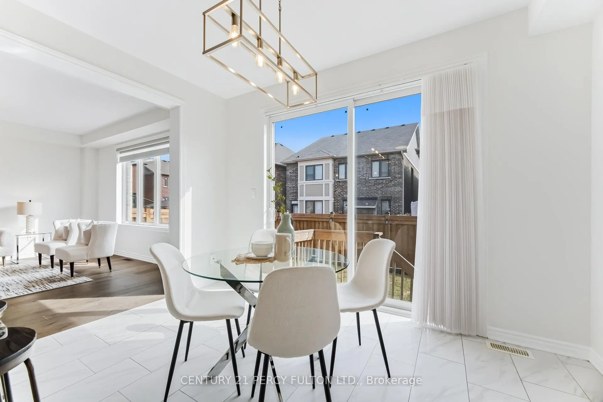 Photo 19 of 11 Cisco Drive, Whitby, Rural Whitby — HOMEH