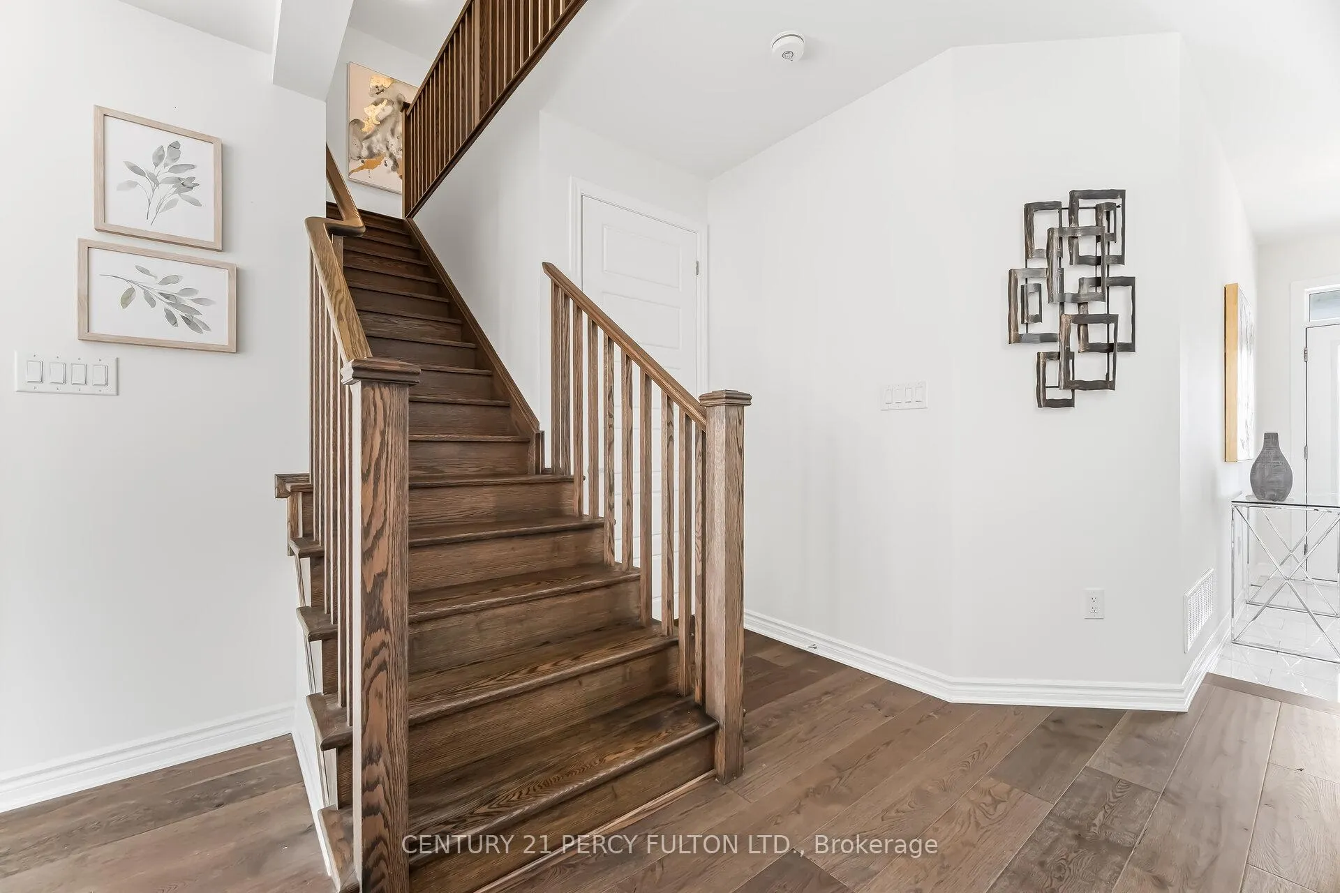 Photo 23 of 11 Cisco Drive, Whitby, Rural Whitby — HOMEH