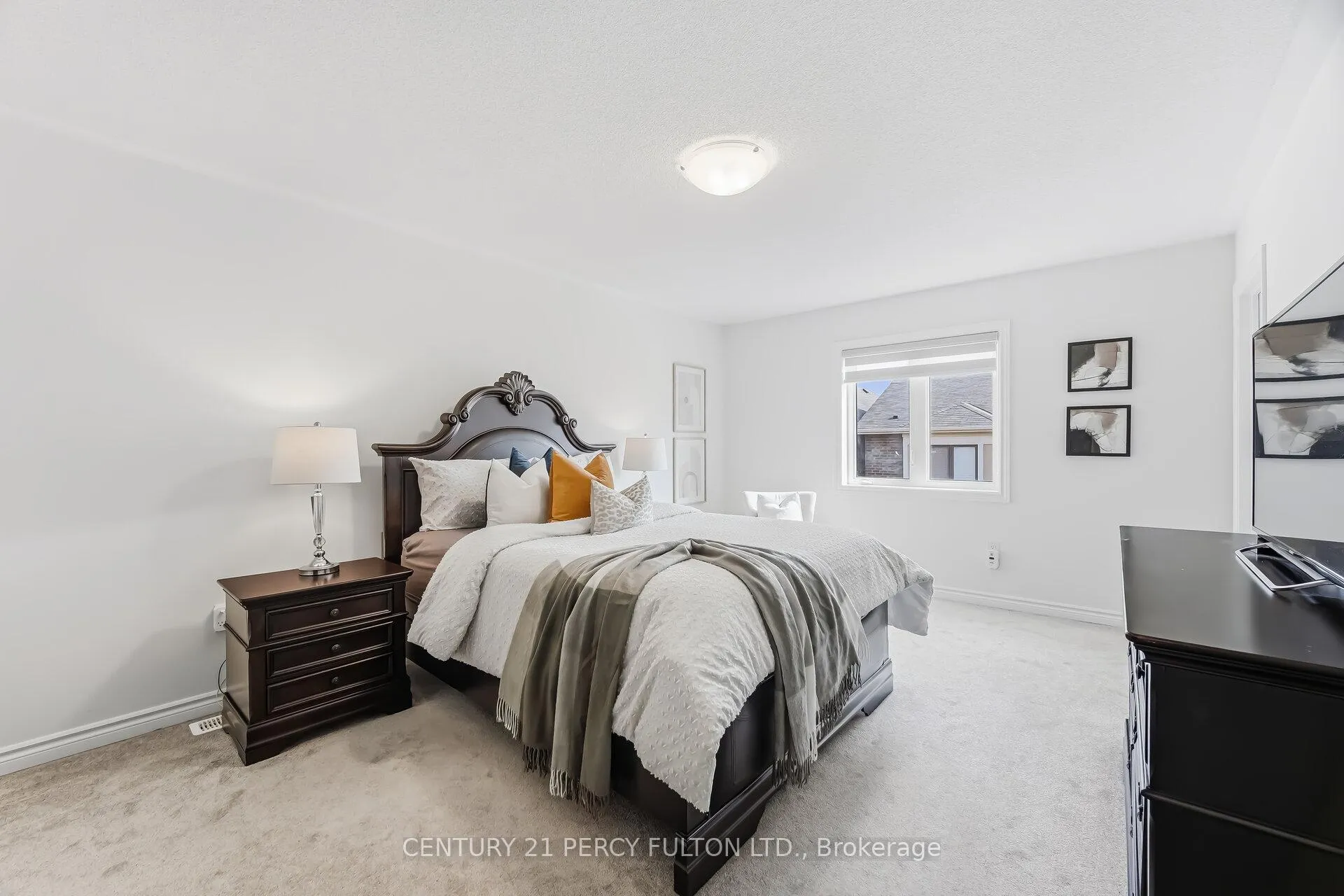 Photo 25 of 11 Cisco Drive, Whitby, Rural Whitby — HOMEH