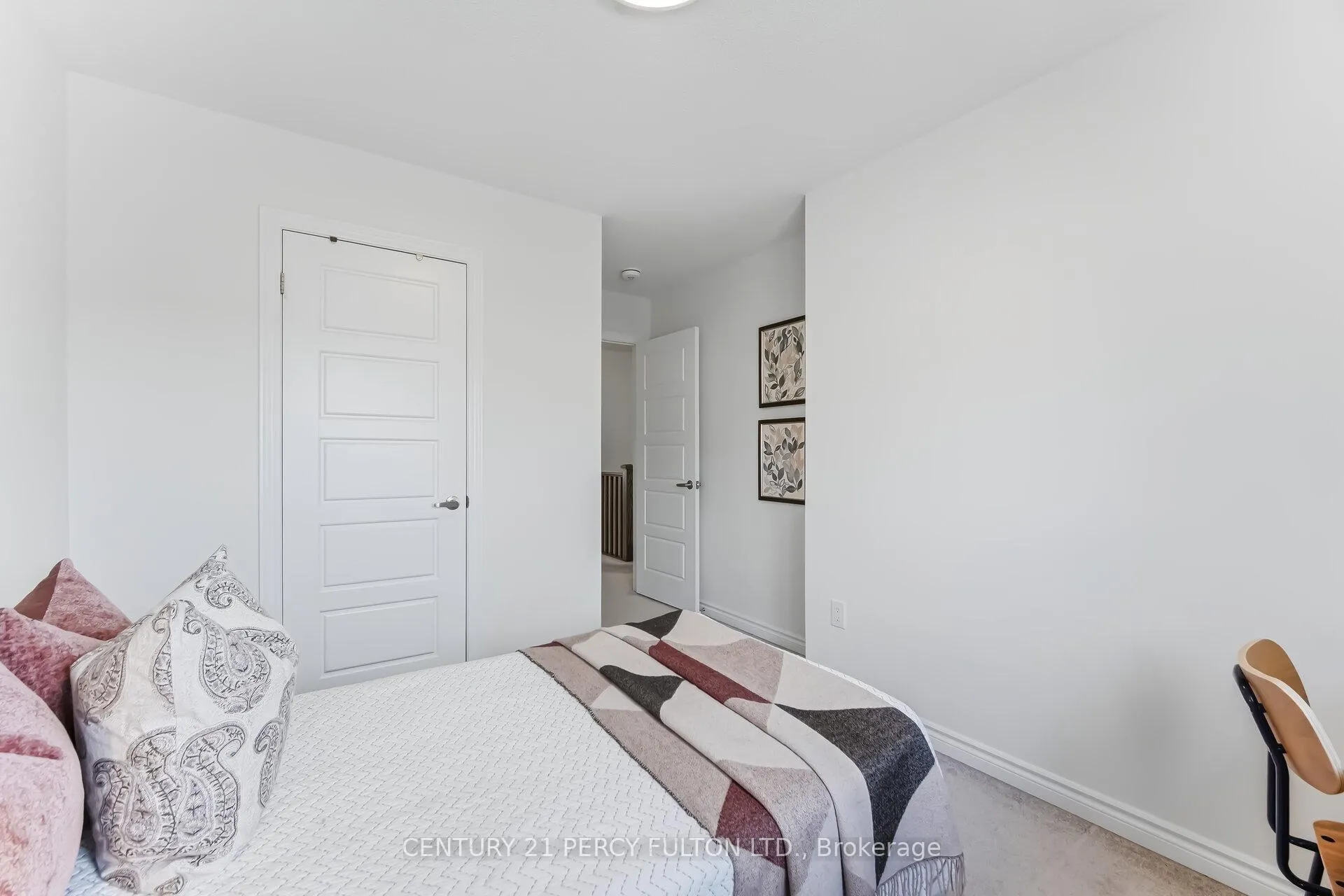 Photo 34 of 11 Cisco Drive, Whitby, Rural Whitby — HOMEH