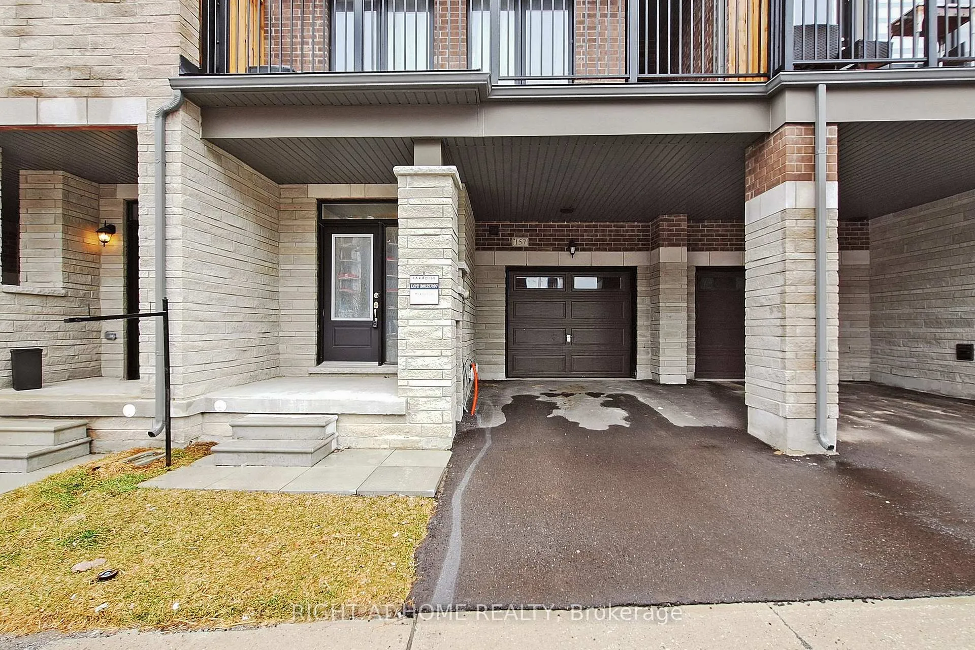 Photo 3 of 157 Blick Crescent, Aurora, Bayview Northeast — HOMEH