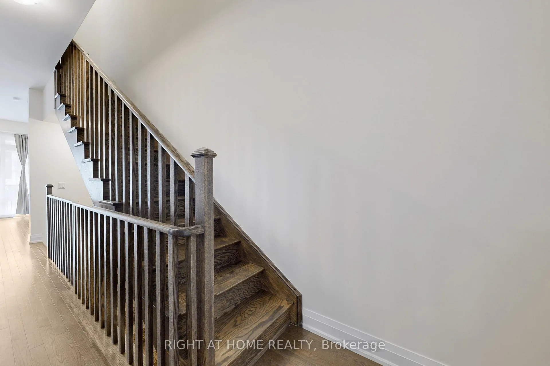 Photo 20 of 157 Blick Crescent, Aurora, Bayview Northeast — HOMEH