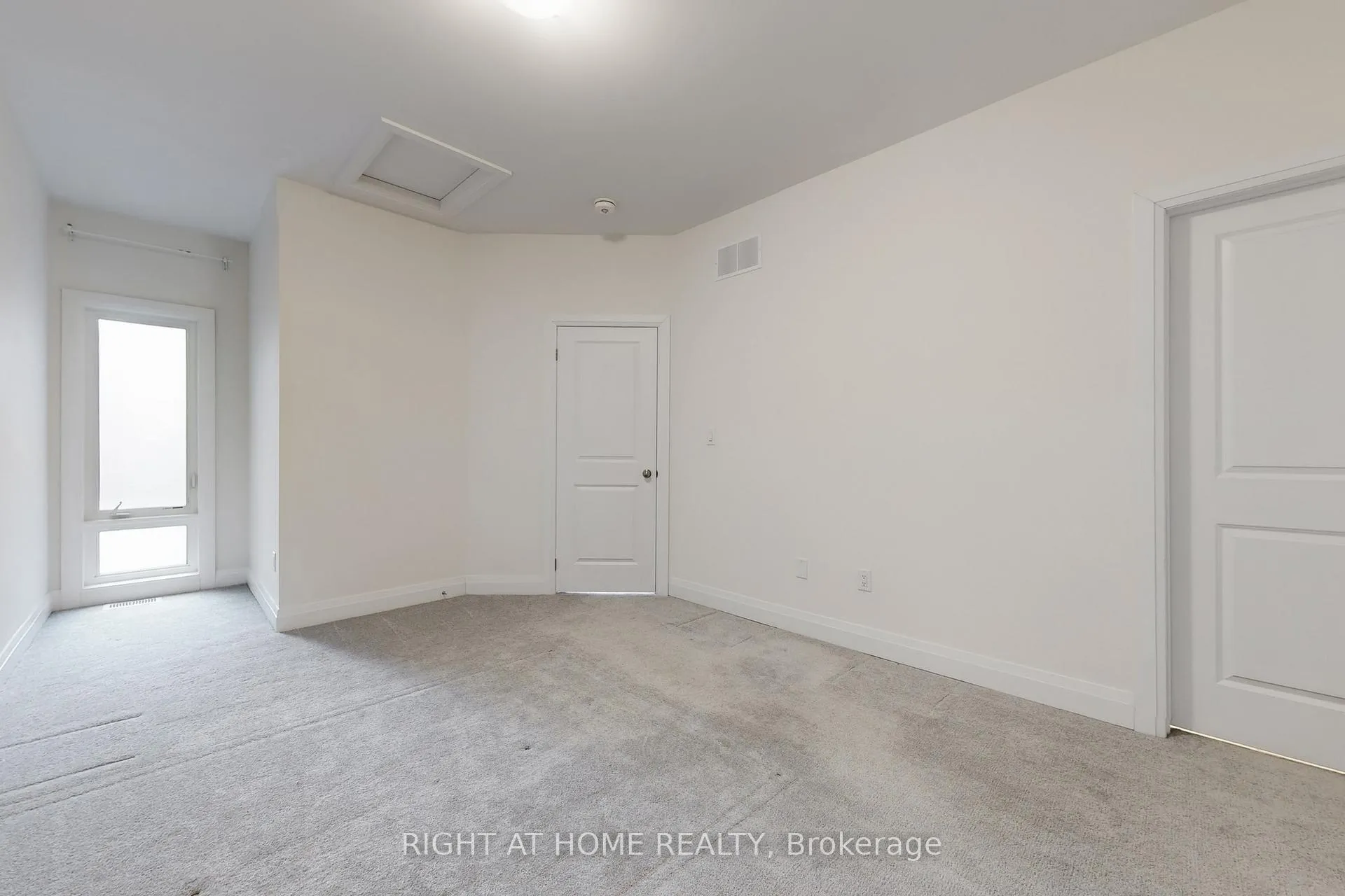 Photo 22 of 157 Blick Crescent, Aurora, Bayview Northeast — HOMEH