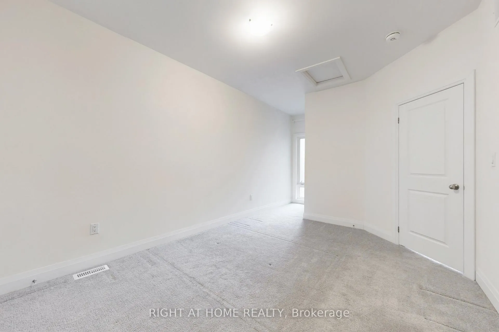 Photo 23 of 157 Blick Crescent, Aurora, Bayview Northeast — HOMEH