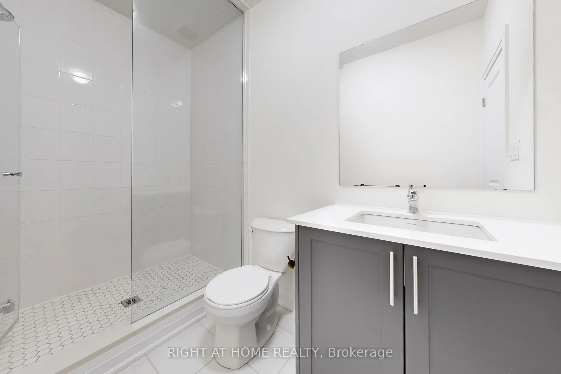 Photo 27 of 157 Blick Crescent, Aurora, Bayview Northeast — HOMEH