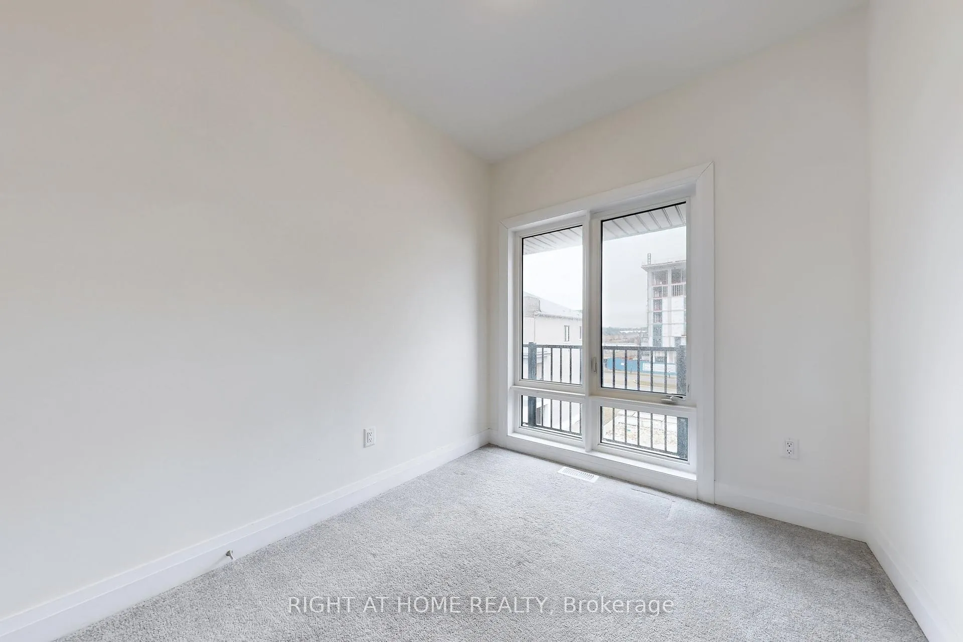 Photo 29 of 157 Blick Crescent, Aurora, Bayview Northeast — HOMEH